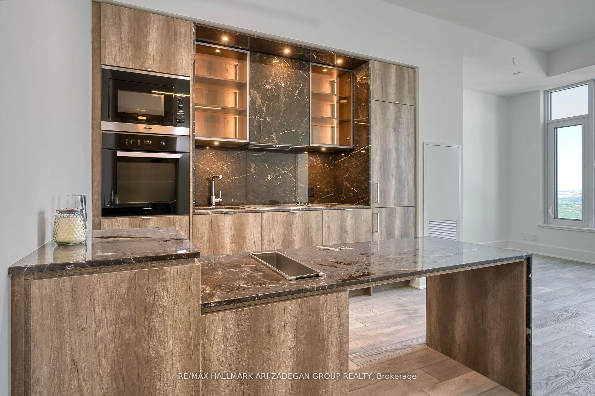 Photo 2 of Unit 5806, 11 Yorkville Avenue, Toronto, The Annex — HOMEH