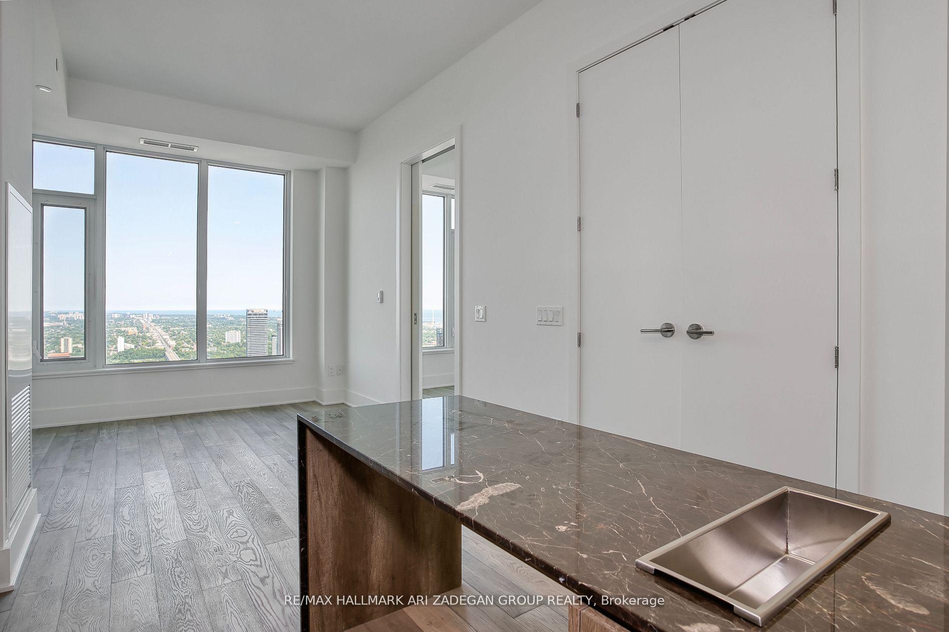 Photo 7 of Unit 5806, 11 Yorkville Avenue, Toronto, The Annex — HOMEH