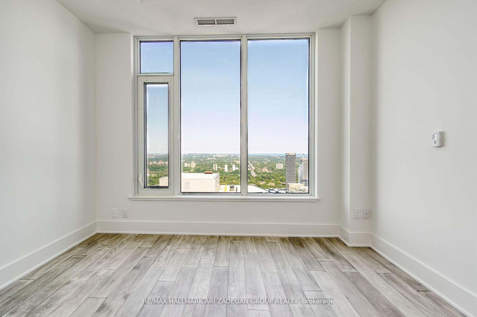 Photo 8 of Unit 5806, 11 Yorkville Avenue, Toronto, The Annex — HOMEH