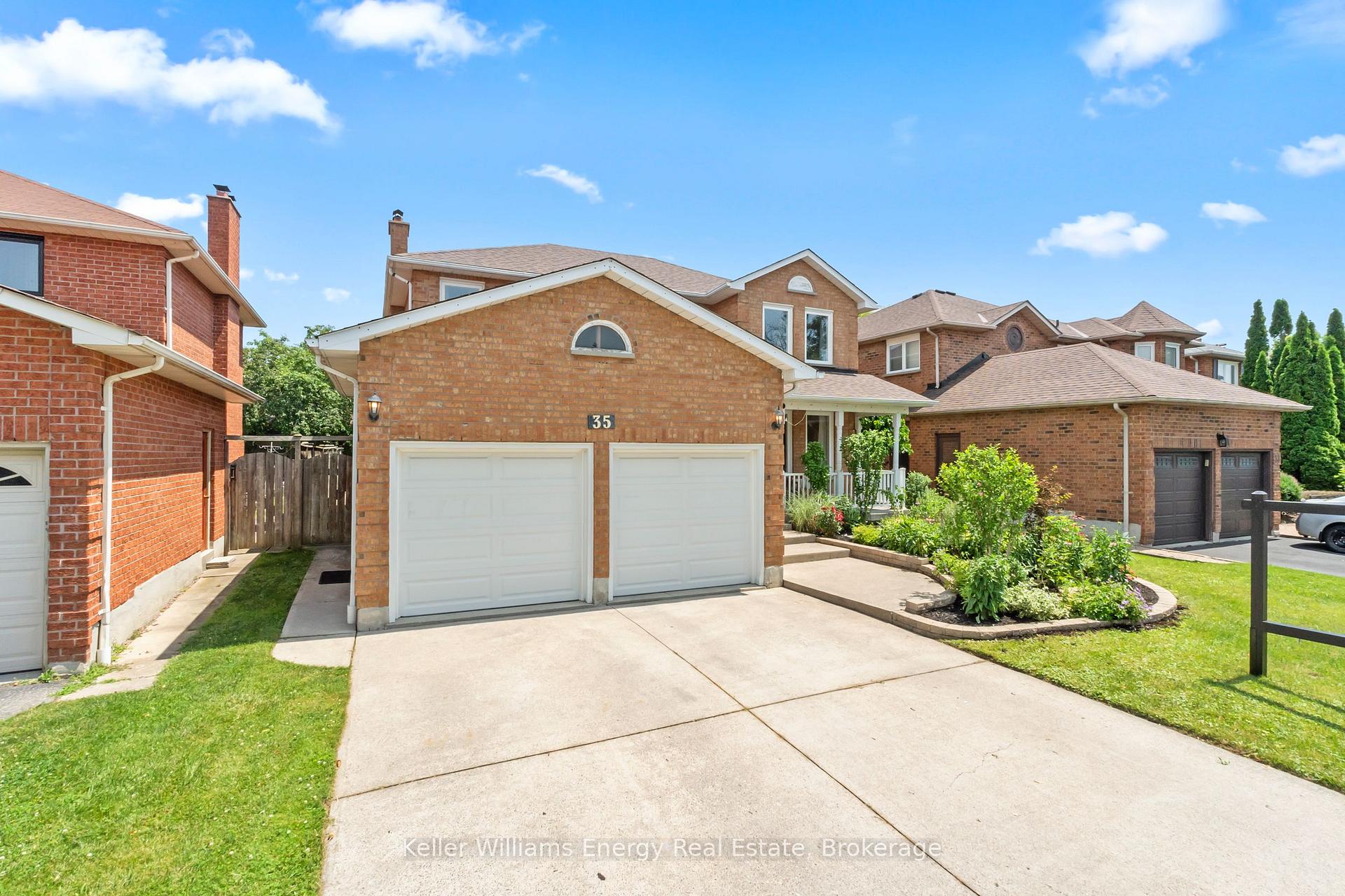 Photo 1 of 35 William Stephenson Drive, Whitby, Blue Grass Meadows — HOMEH