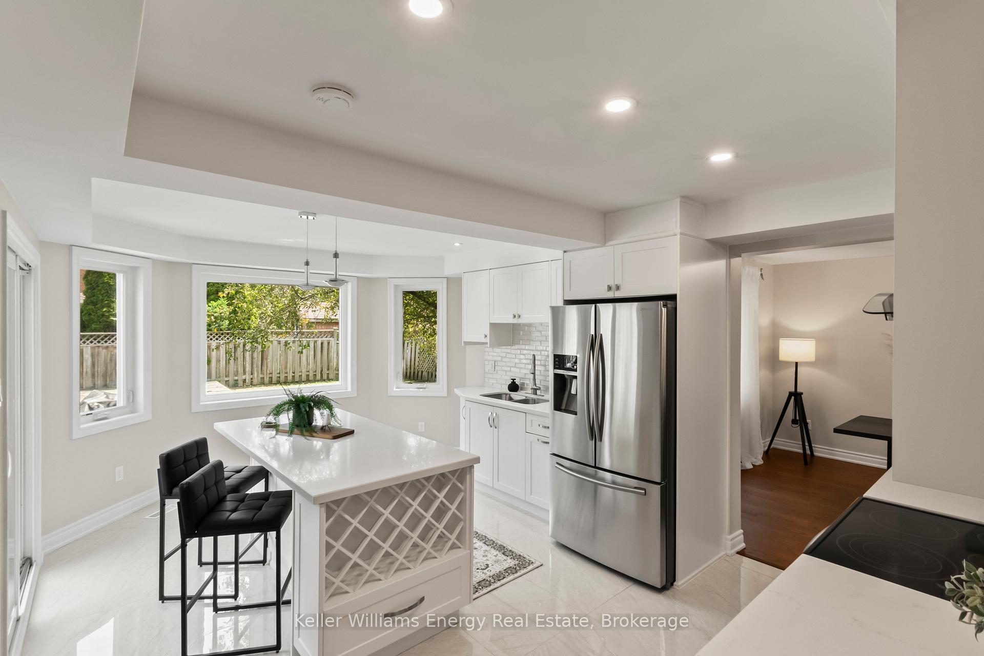 Photo 8 of 35 William Stephenson Drive, Whitby, Blue Grass Meadows — HOMEH
