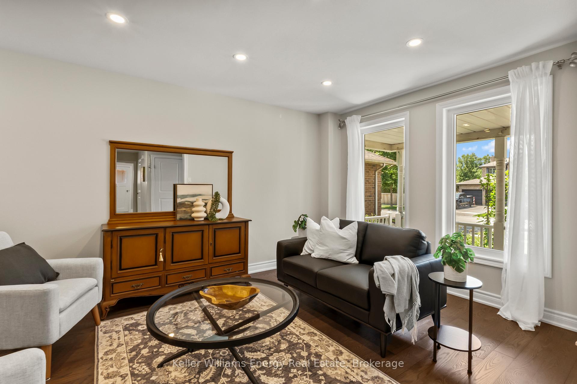 Photo 15 of 35 William Stephenson Drive, Whitby, Blue Grass Meadows — HOMEH