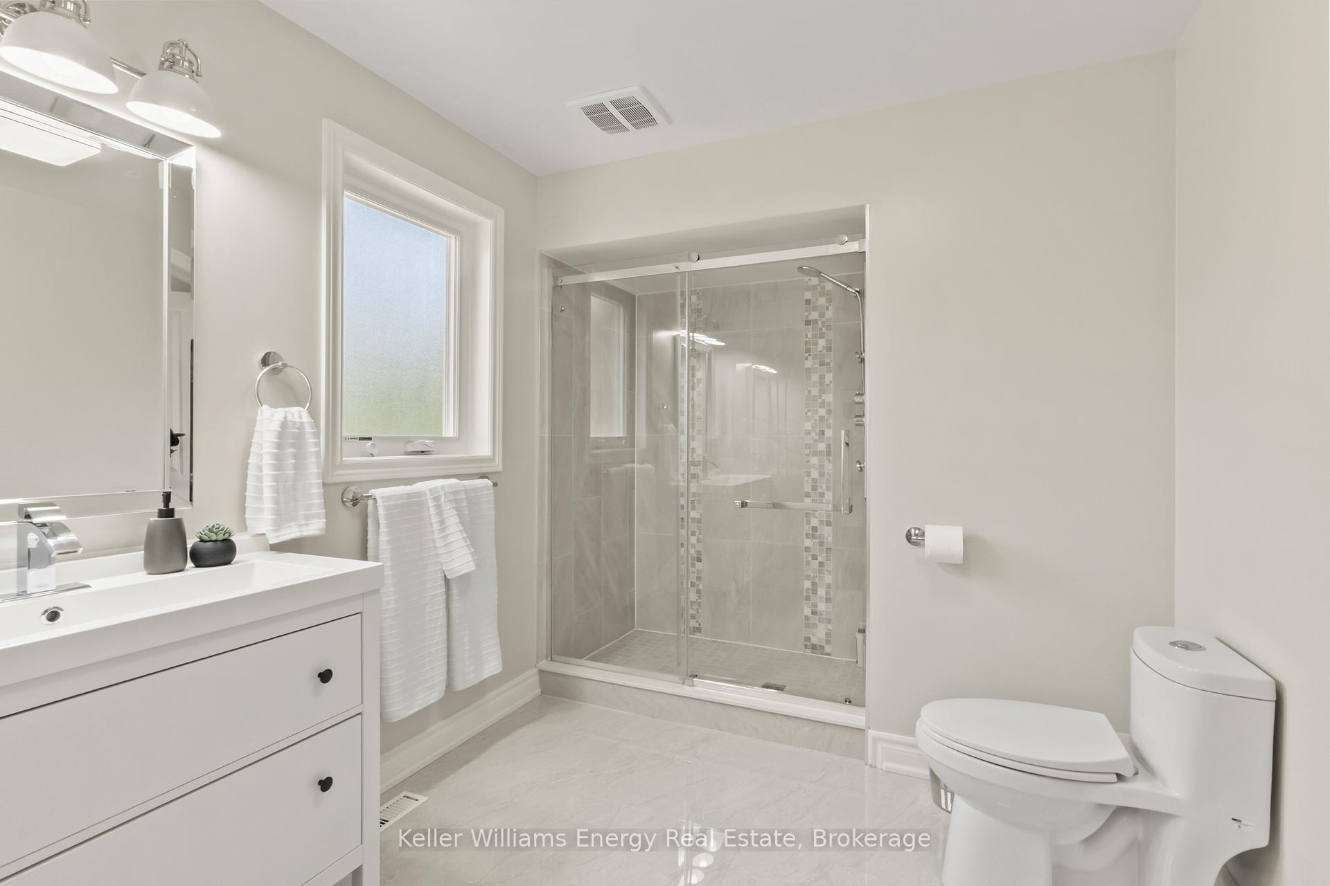 Photo 24 of 35 William Stephenson Drive, Whitby, Blue Grass Meadows — HOMEH