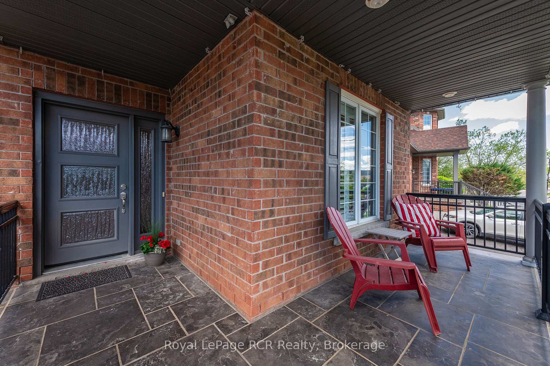Photo 2 of 5 Mcmaster Road, Orangeville — HOMEH