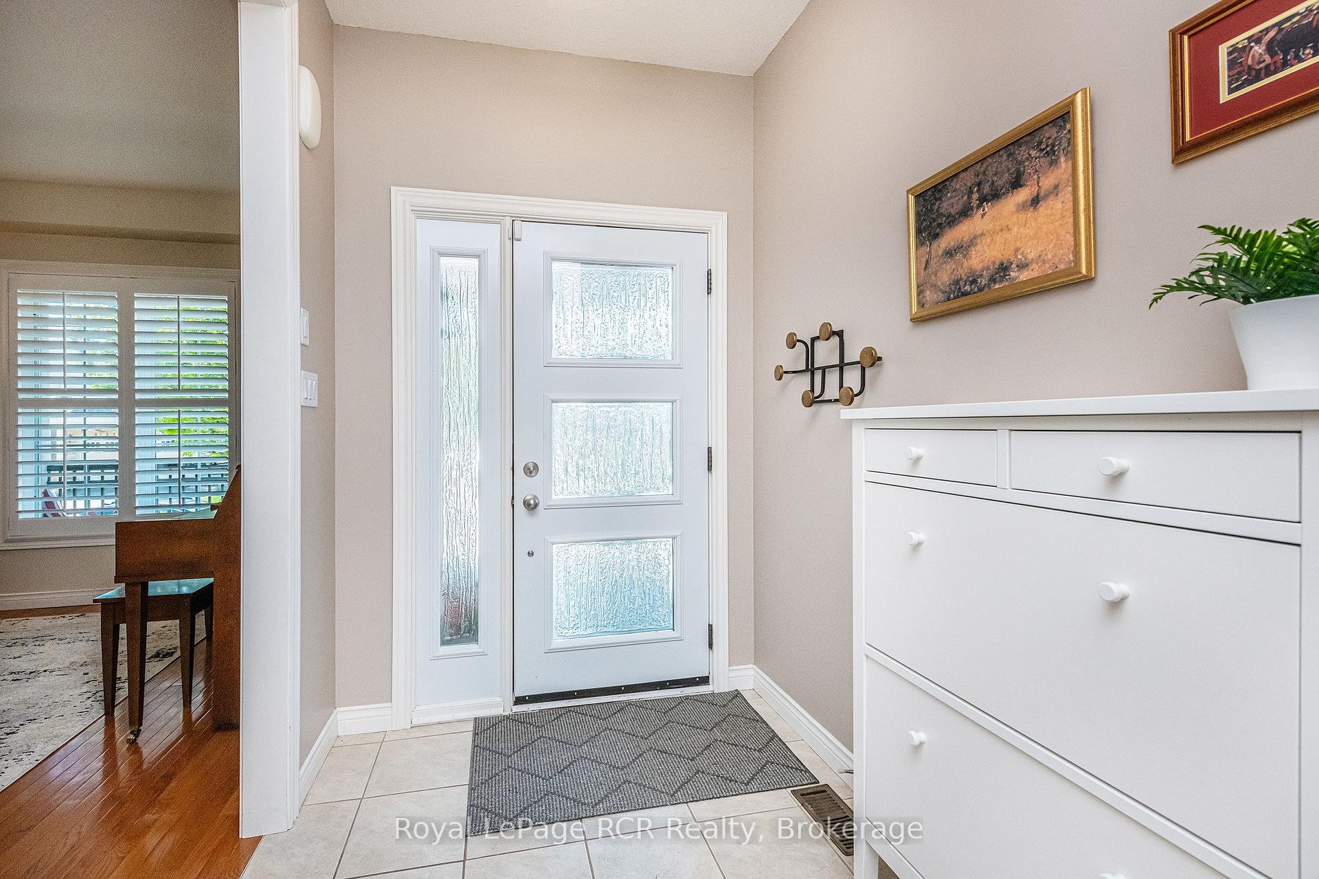 Photo 3 of 5 Mcmaster Road, Orangeville — HOMEH