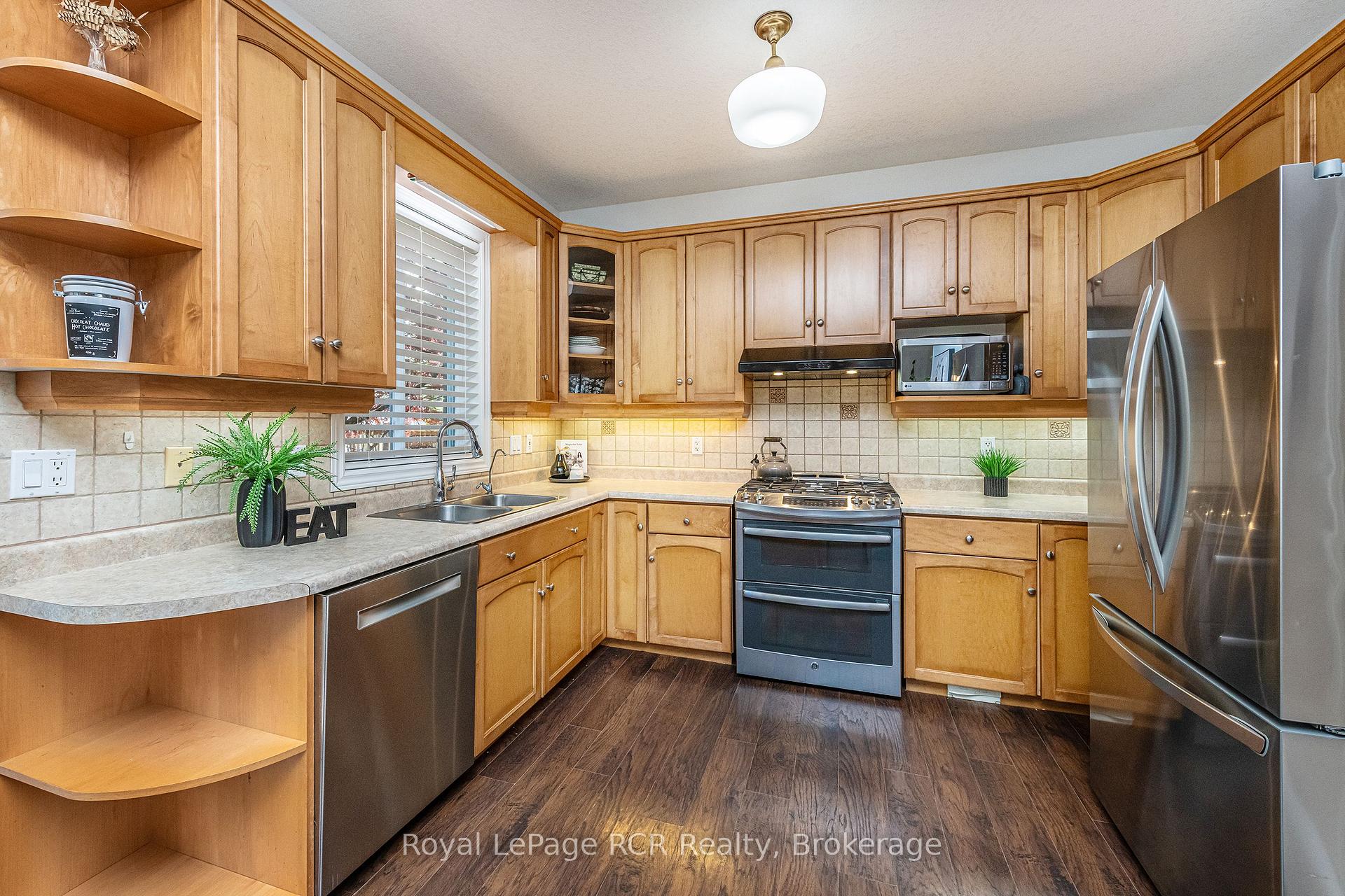 Photo 12 of 5 Mcmaster Road, Orangeville — HOMEH