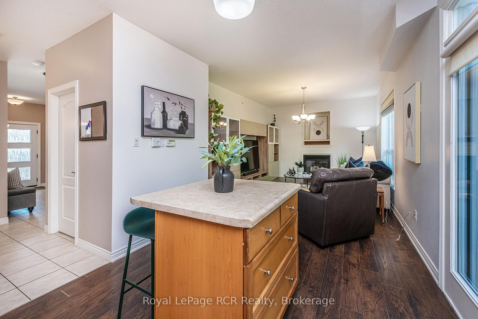 Photo 15 of 5 Mcmaster Road, Orangeville — HOMEH
