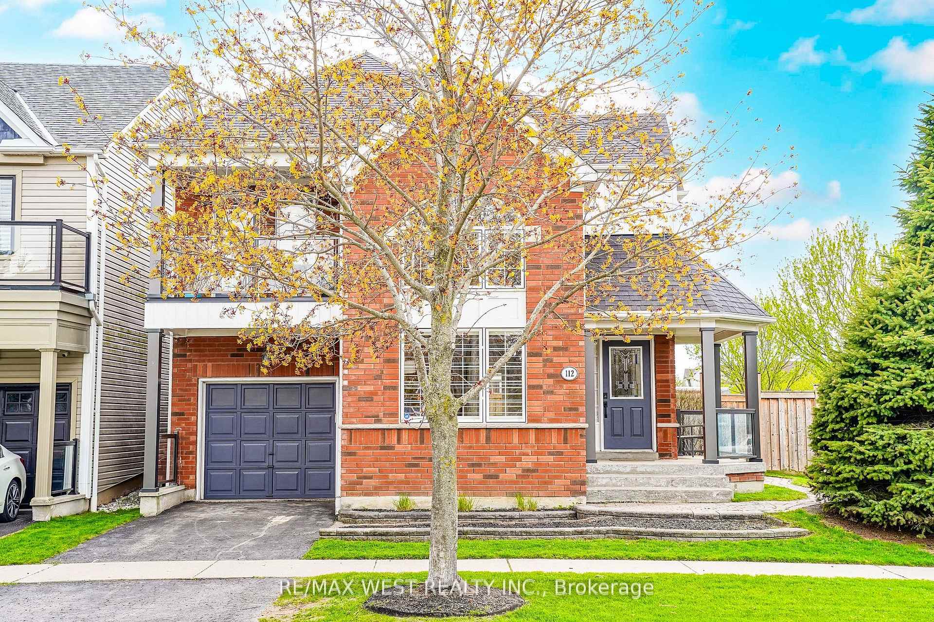 Photo 4 of 112 Handley Crescent, Ajax, South East — HOMEH