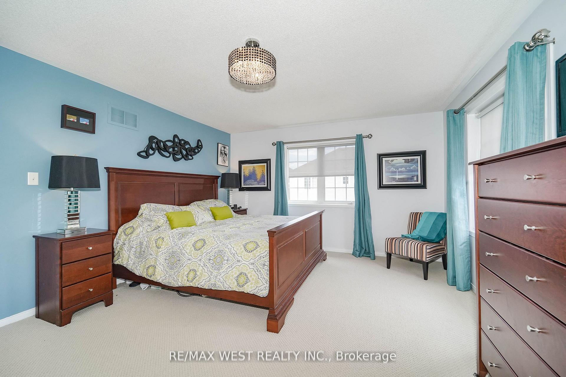 Photo 12 of 112 Handley Crescent, Ajax, South East — HOMEH