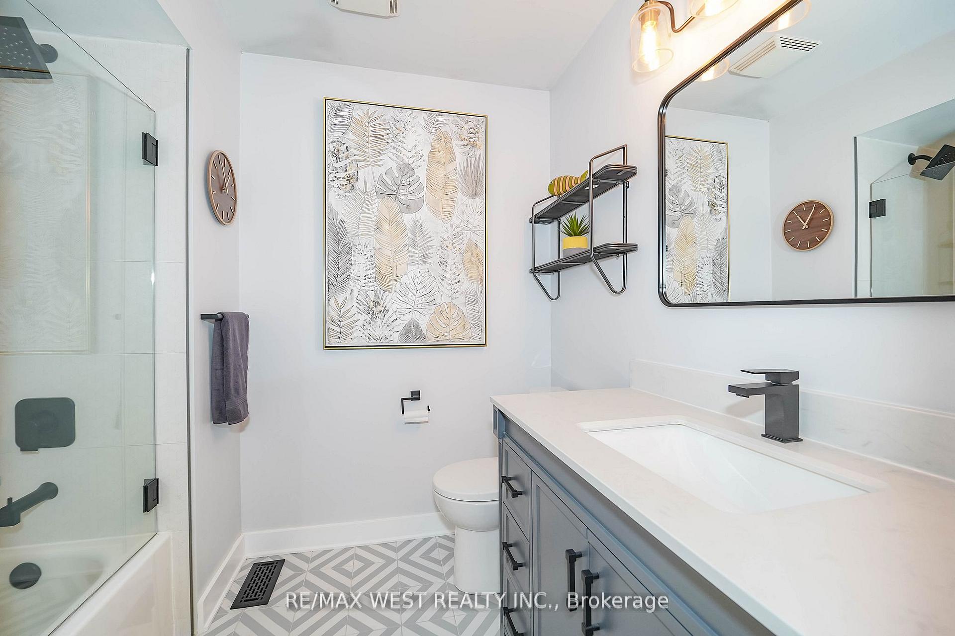 Photo 14 of 112 Handley Crescent, Ajax, South East — HOMEH