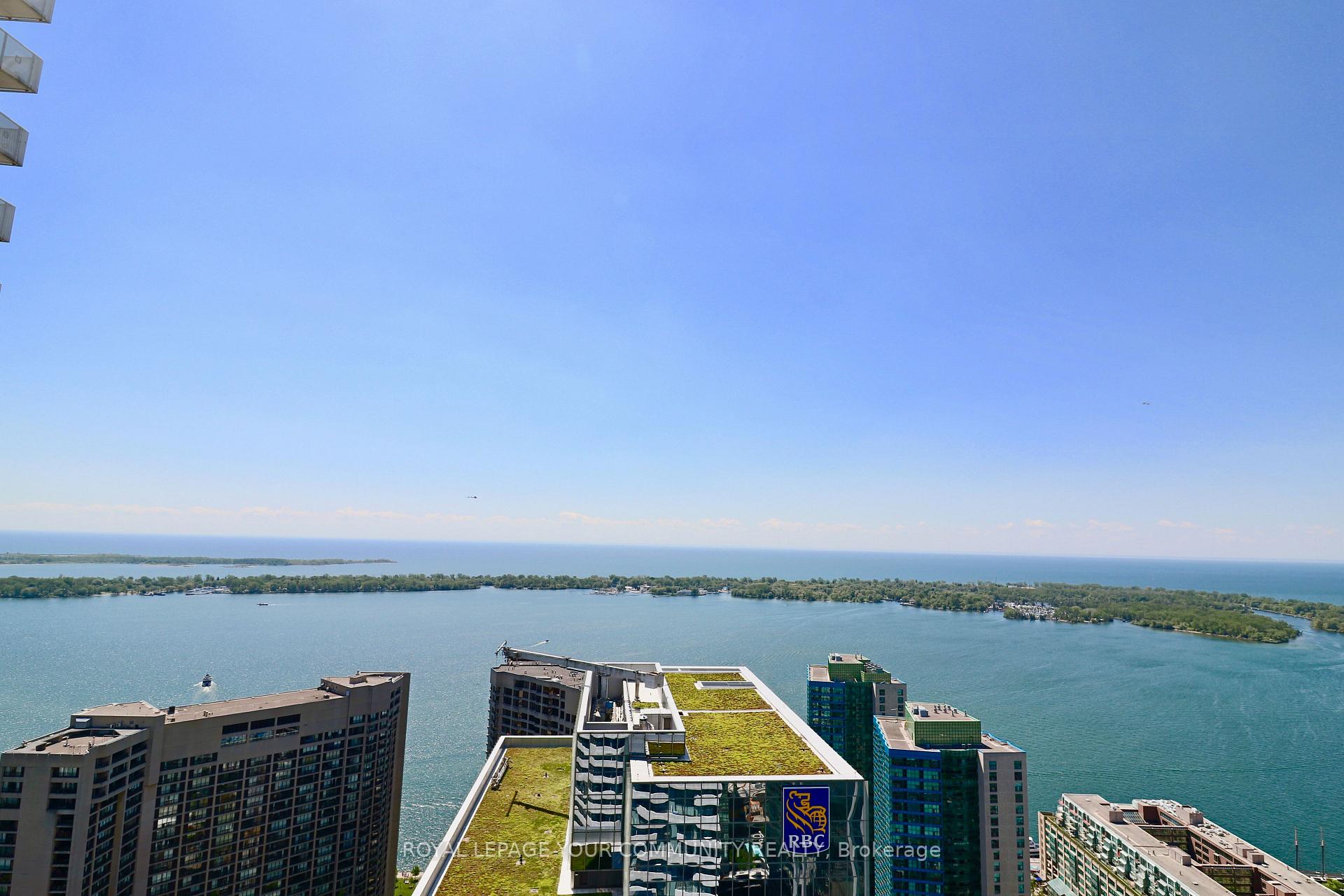 Photo 1 of Unit 5207, 100 Harbour Street, Toronto, Waterfront Communities — HOMEH