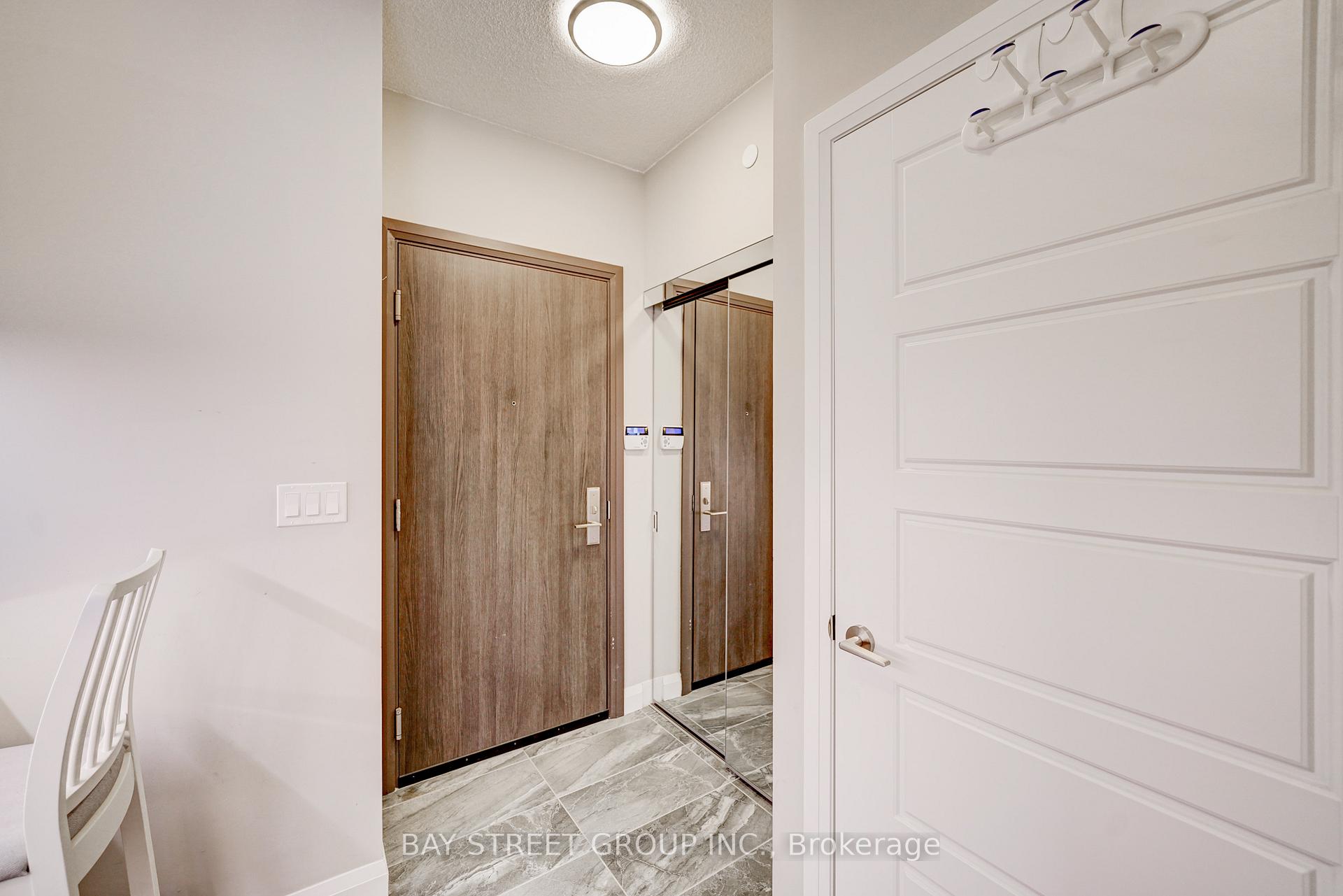 Photo 7 of Unit 531, 25 Water Walk Drive, Markham, Unionville — HOMEH
