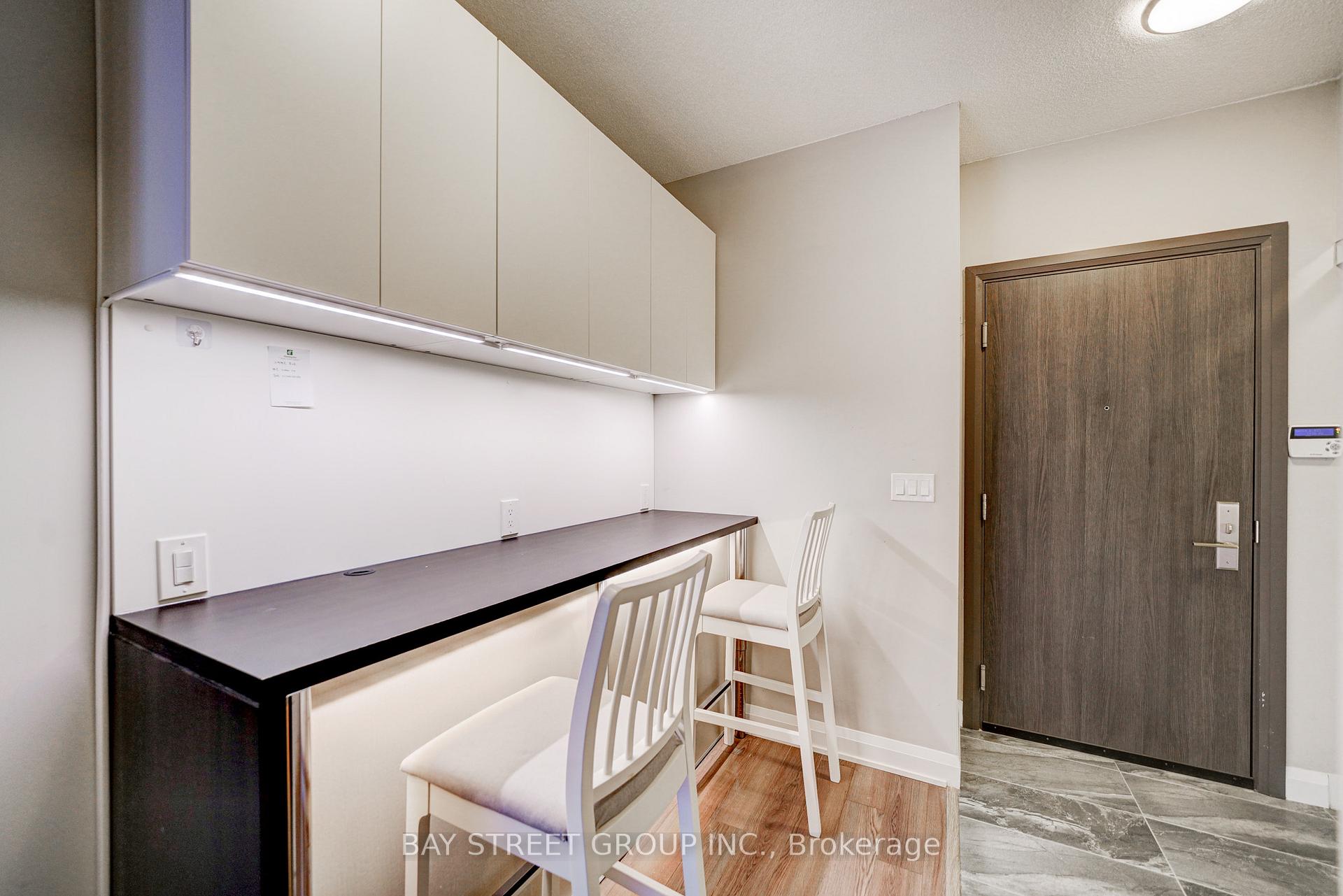 Photo 9 of Unit 531, 25 Water Walk Drive, Markham, Unionville — HOMEH