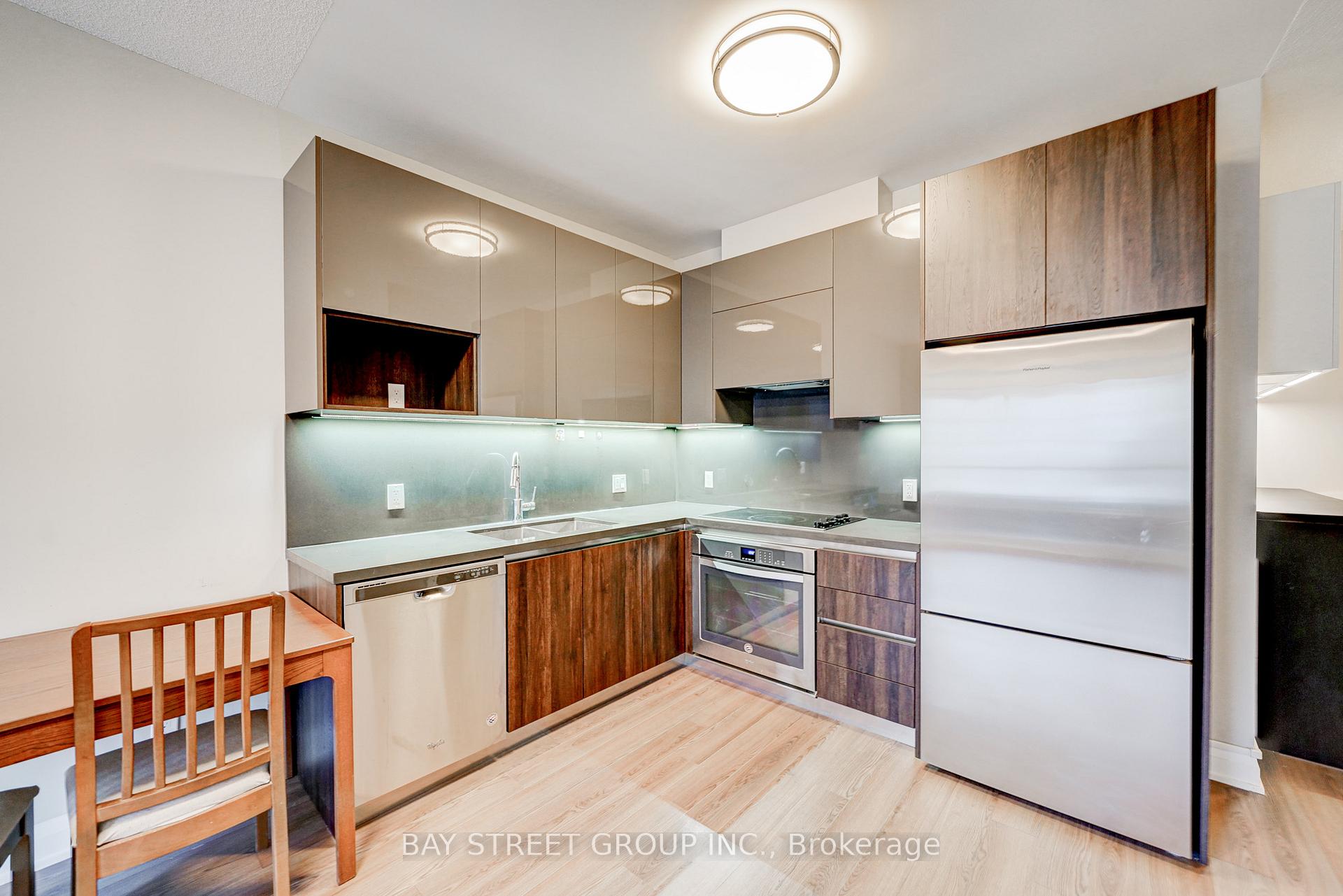 Photo 17 of Unit 531, 25 Water Walk Drive, Markham, Unionville — HOMEH