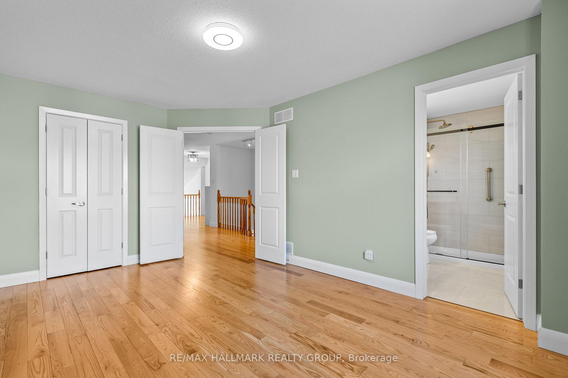 Photo 20 of 988 Lucille Way, Ottawa, Notting Hill/Summerside — HOMEH
