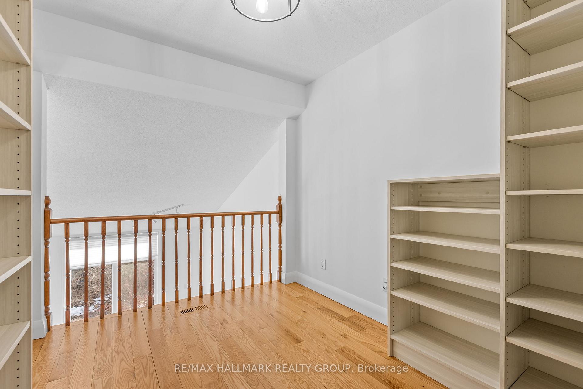 Photo 27 of 988 Lucille Way, Ottawa, Notting Hill/Summerside — HOMEH