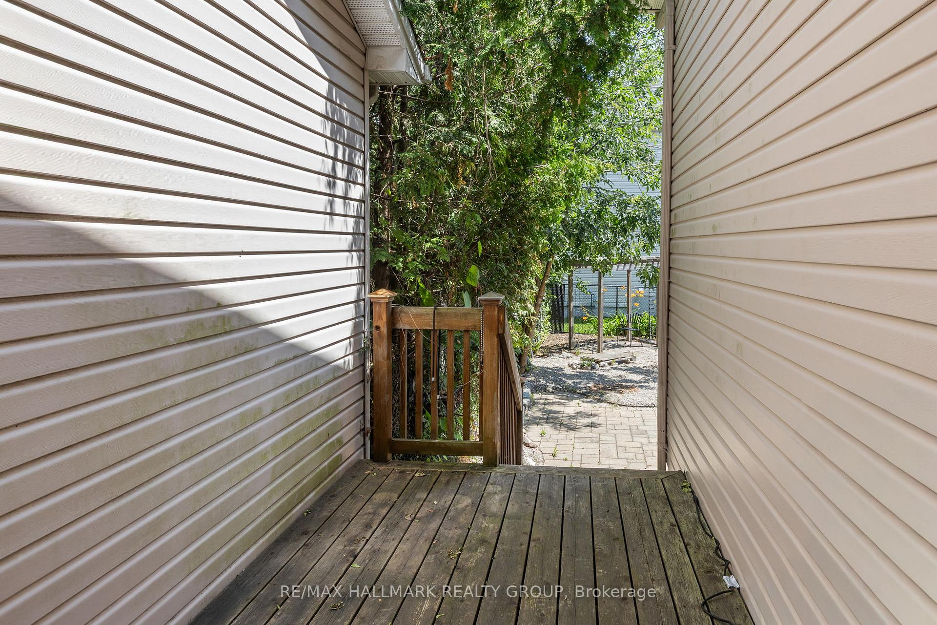 Photo 31 of 988 Lucille Way, Ottawa, Notting Hill/Summerside — HOMEH