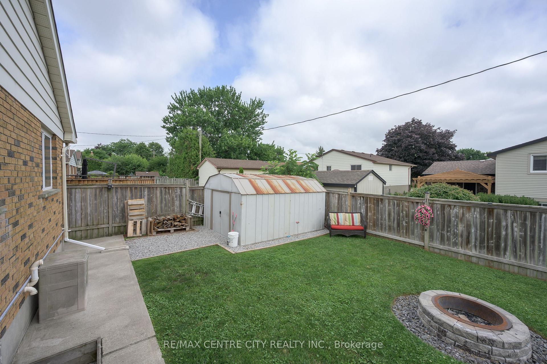 Photo 14 of 1 Idsardi Avenue, St. Thomas — HOMEH