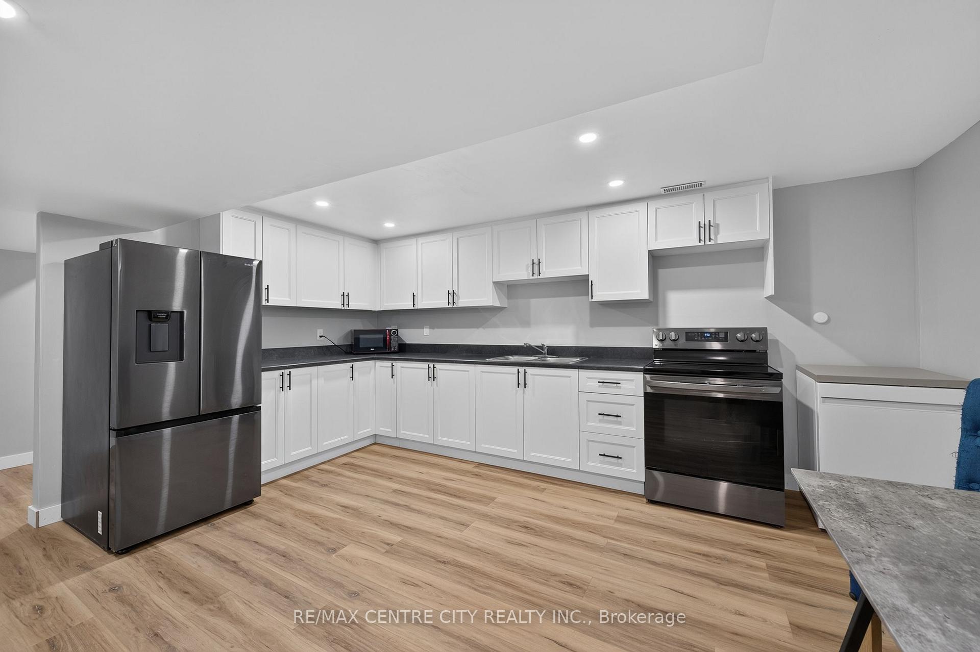 Photo 35 of 1 Idsardi Avenue, St. Thomas — HOMEH