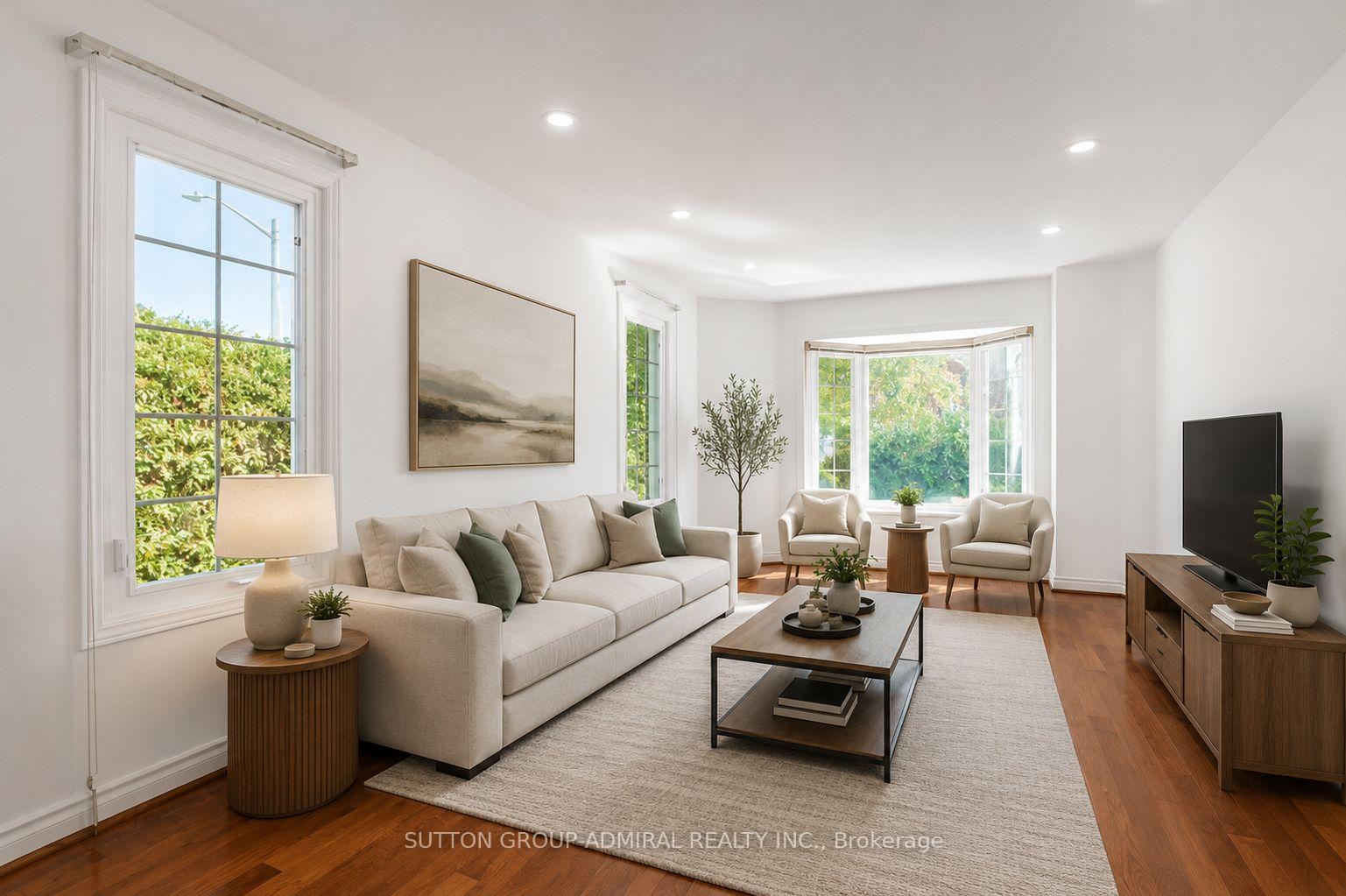 Photo 4 of 98 Rosedale Heights Drive, Vaughan, Uplands — HOMEH