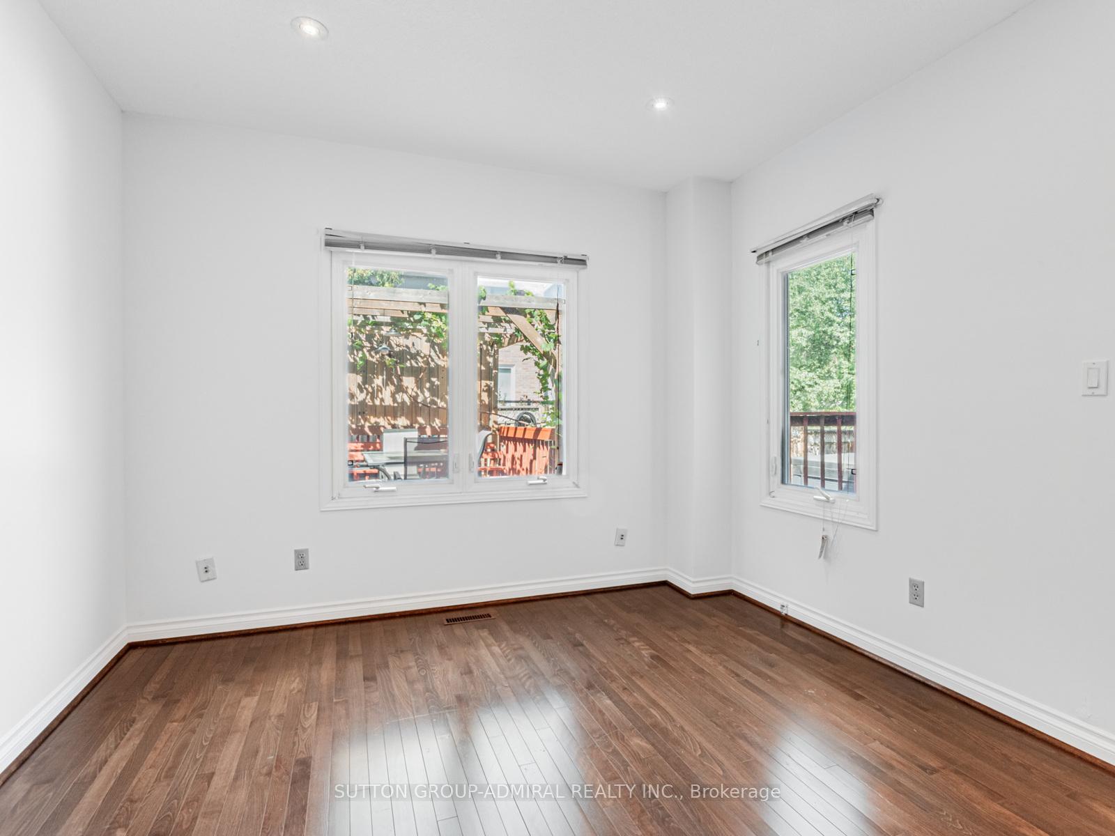 Photo 20 of 98 Rosedale Heights Drive, Vaughan, Uplands — HOMEH