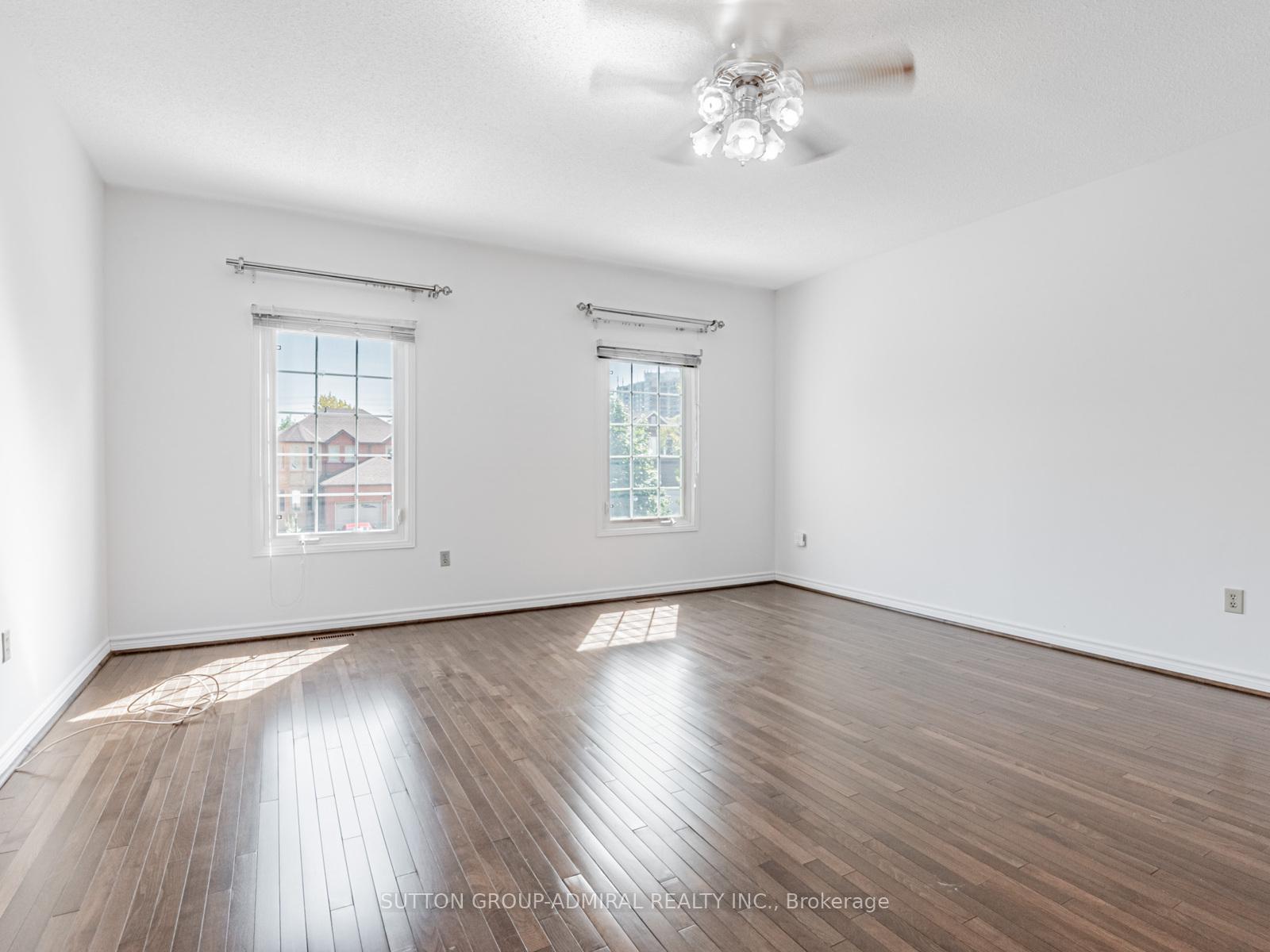 Photo 24 of 98 Rosedale Heights Drive, Vaughan, Uplands — HOMEH