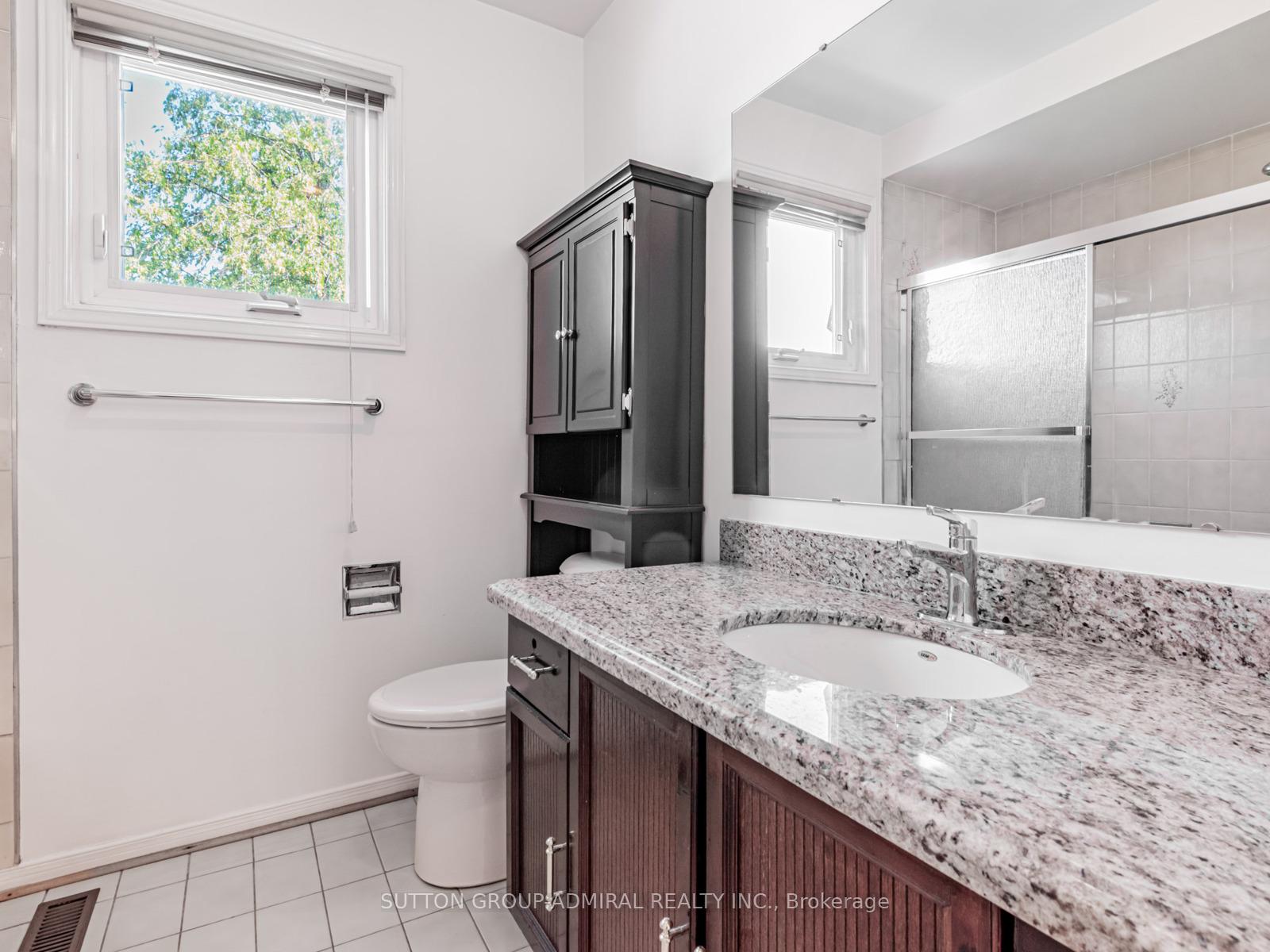 Photo 27 of 98 Rosedale Heights Drive, Vaughan, Uplands — HOMEH