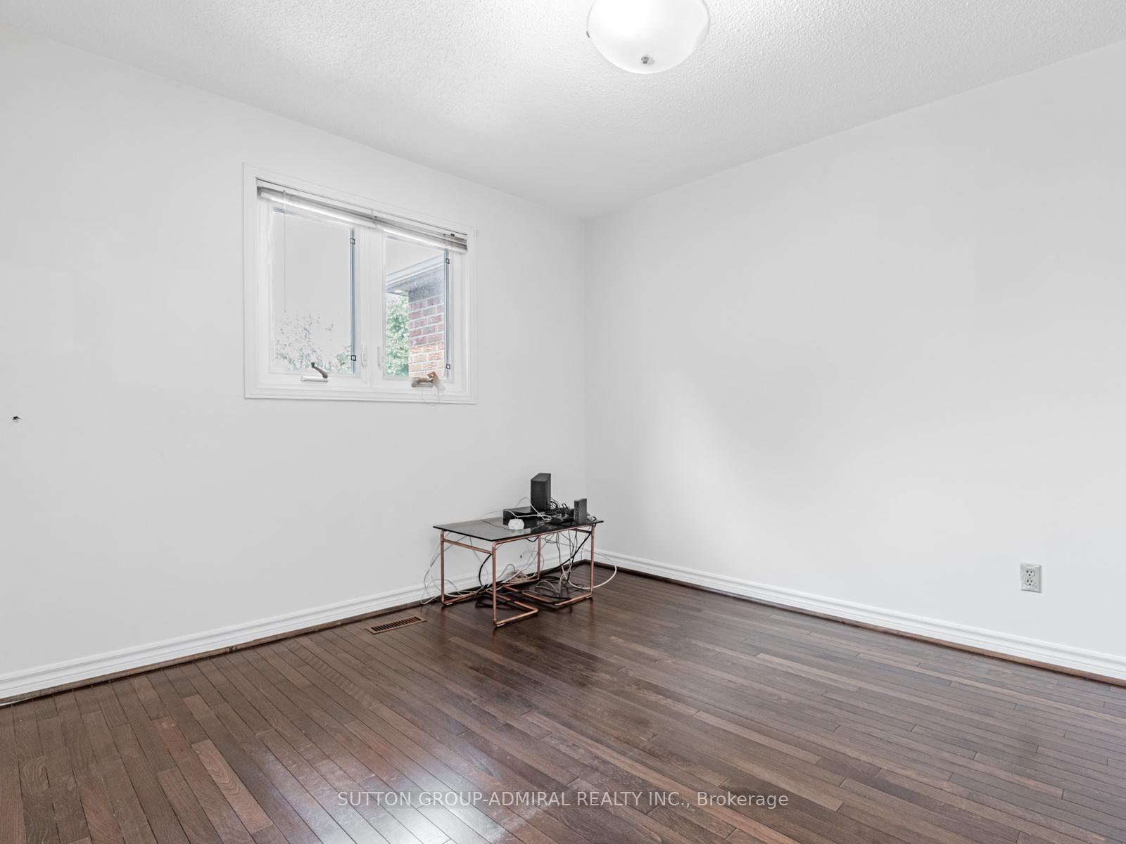 Photo 28 of 98 Rosedale Heights Drive, Vaughan, Uplands — HOMEH