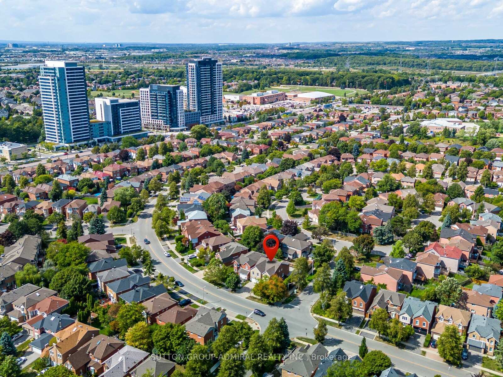 Photo 39 of 98 Rosedale Heights Drive, Vaughan, Uplands — HOMEH