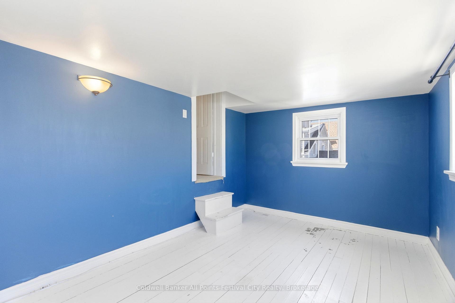 Photo 31 of 129 Ontario Street, Central Huron, Clinton — HOMEH