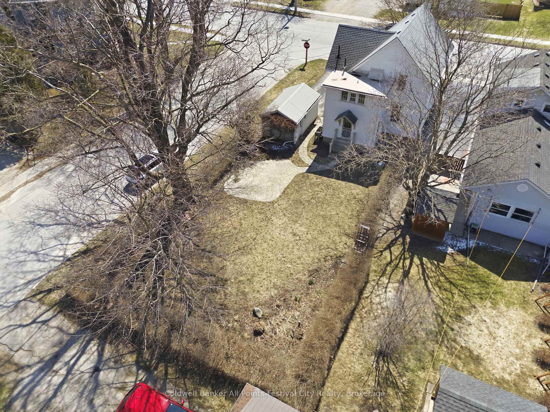 Photo 45 of 129 Ontario Street, Central Huron, Clinton — HOMEH