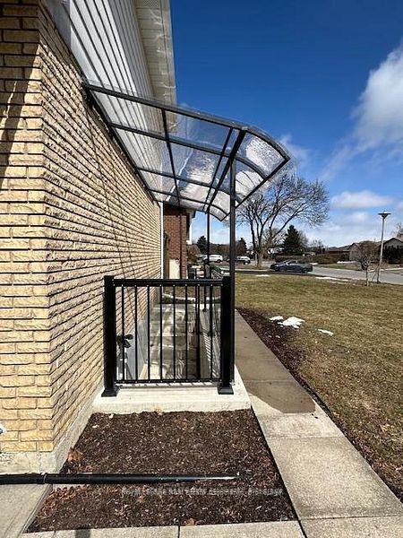 Photo 3 of 1 Esplanade Road, Brampton, Southgate — HOMEH