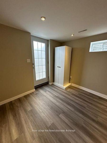 Photo 6 of 1 Esplanade Road, Brampton, Southgate — HOMEH