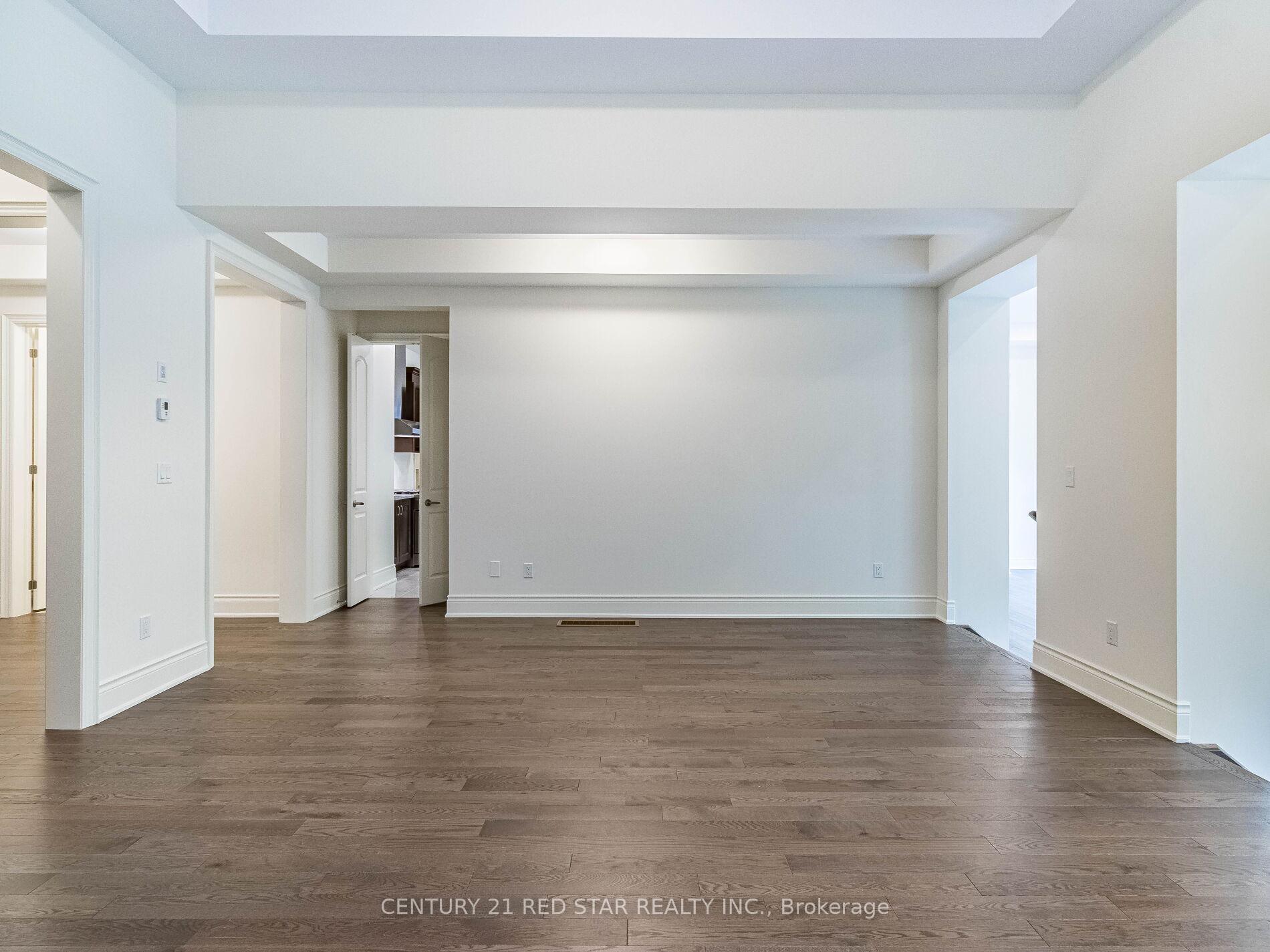 Photo 6 of 192 Farrell Road, Vaughan, Patterson — HOMEH