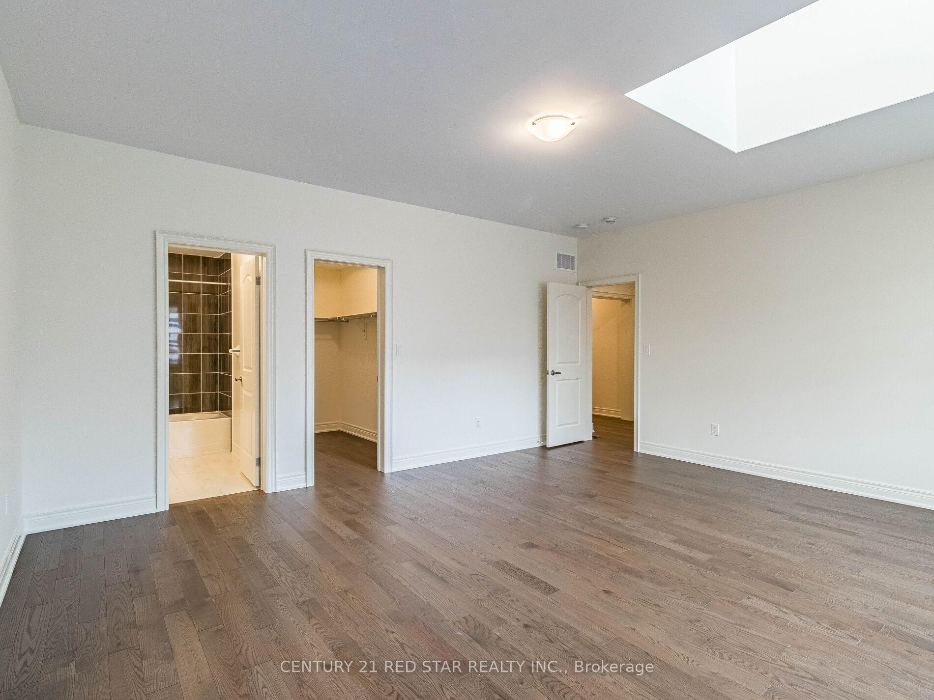 Photo 15 of 192 Farrell Road, Vaughan, Patterson — HOMEH
