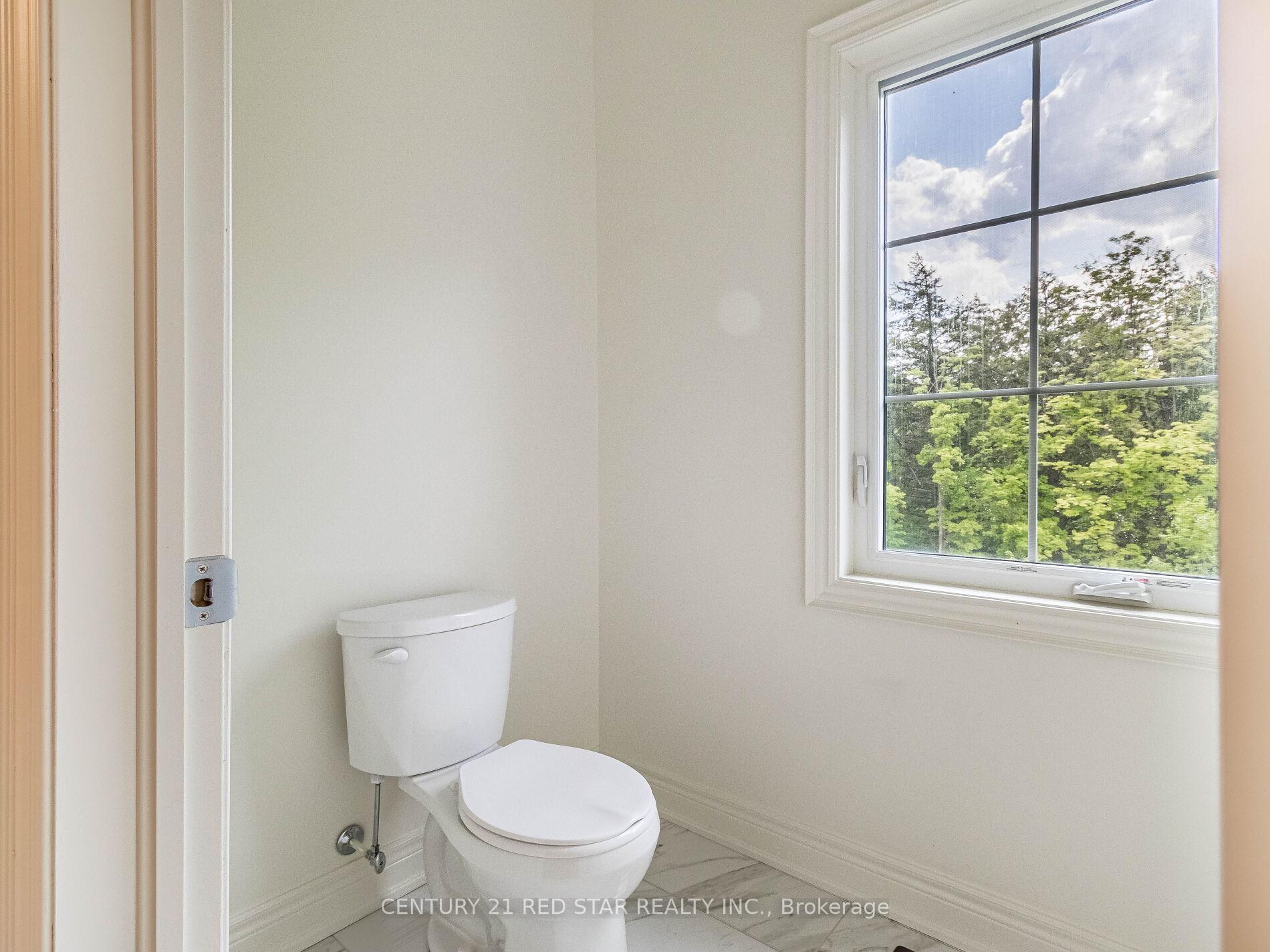 Photo 28 of 192 Farrell Road, Vaughan, Patterson — HOMEH