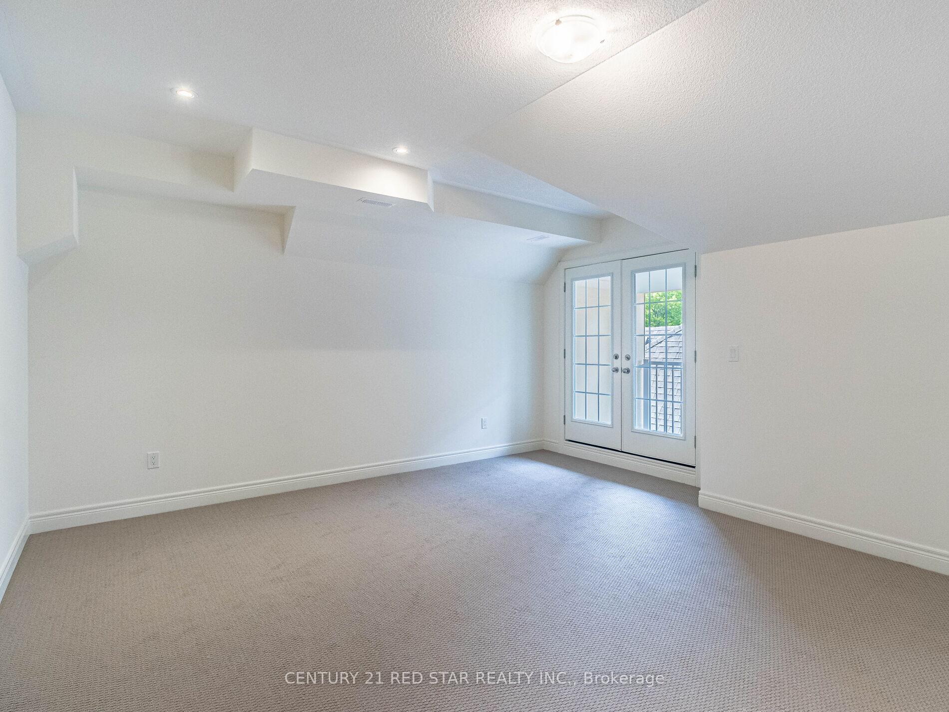 Photo 33 of 192 Farrell Road, Vaughan, Patterson — HOMEH