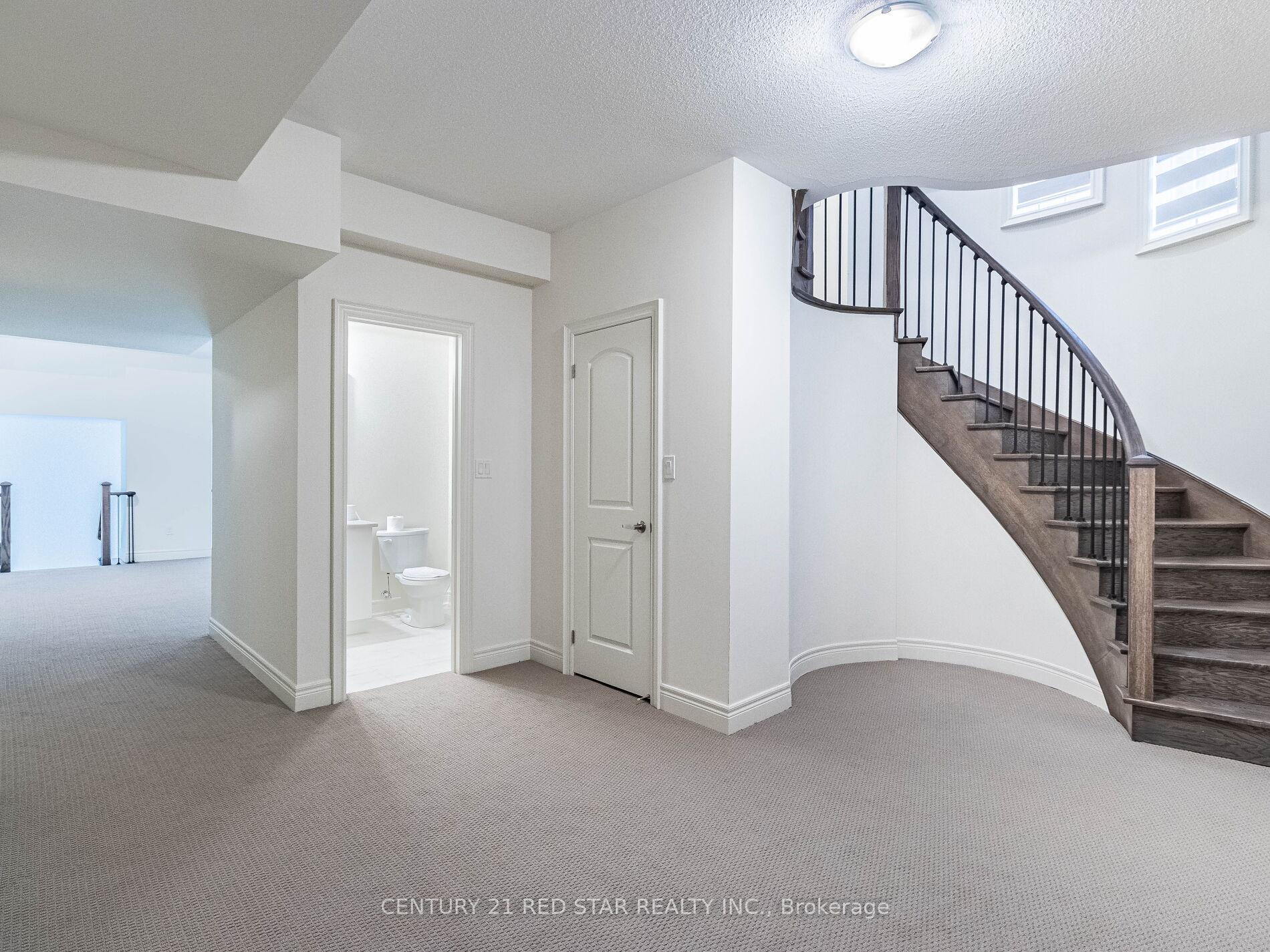 Photo 38 of 192 Farrell Road, Vaughan, Patterson — HOMEH