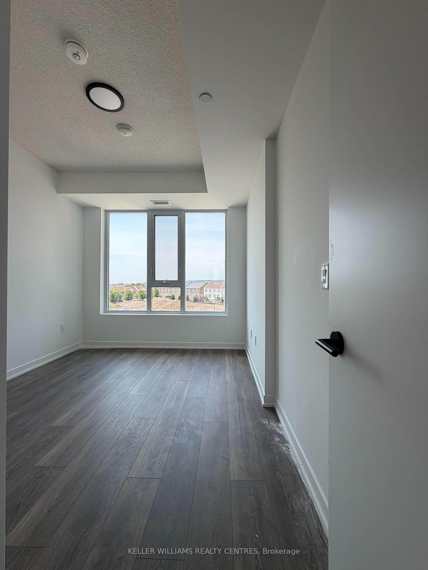Photo 9 of Unit 405, 4878 Powers Common, Burlington, Alton — HOMEH