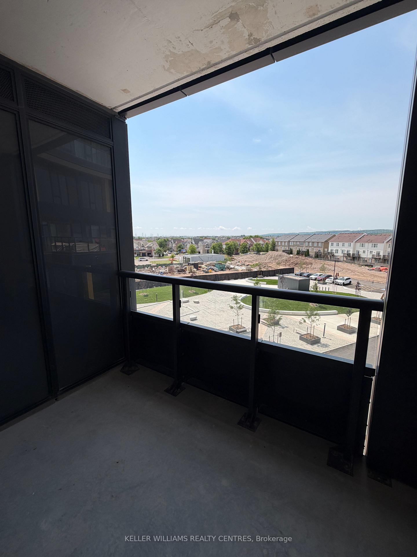 Photo 14 of Unit 405, 4878 Powers Common, Burlington, Alton — HOMEH