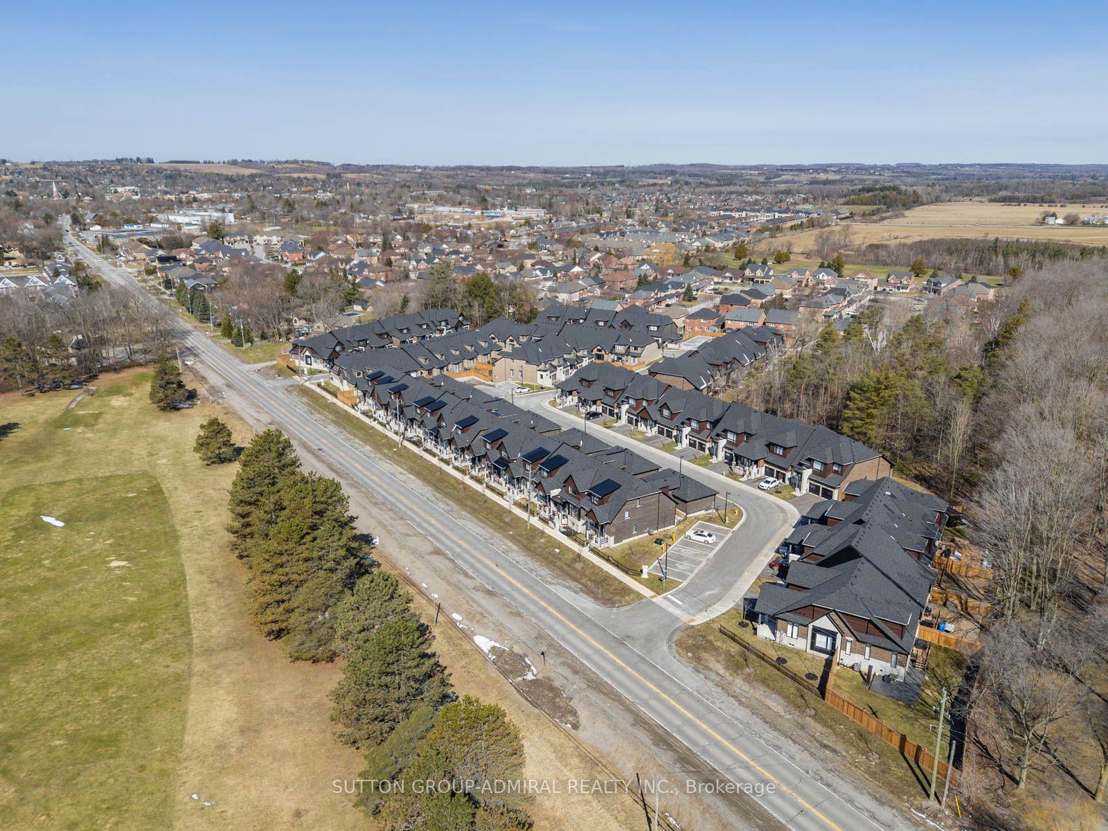Photo 48 of 2 Lois Torrance Trail, Uxbridge — HOMEH