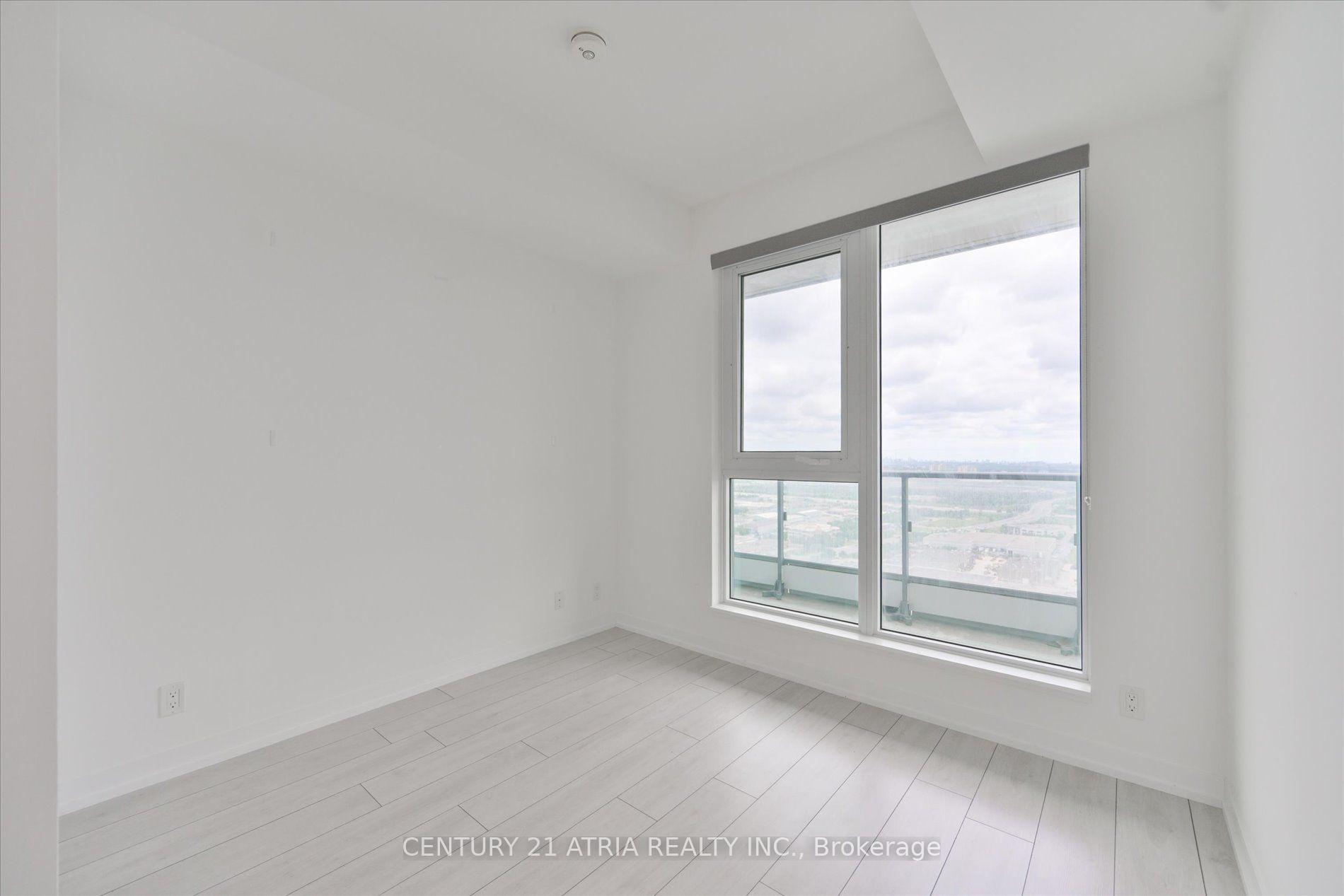 Photo 9 of Unit 4006, 5 Buttermill Avenue, Vaughan, Vaughan Corporate Centre — HOMEH
