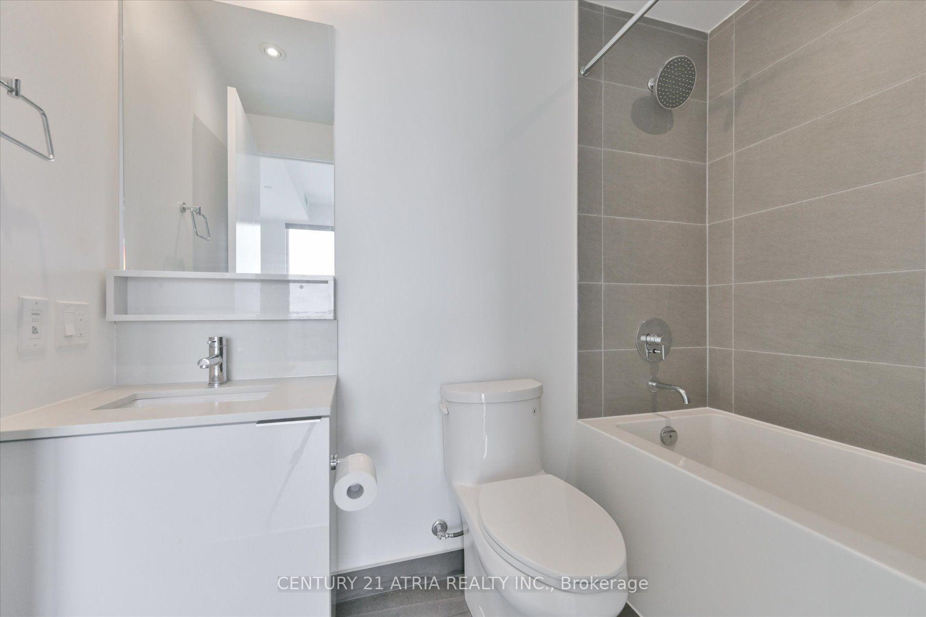 Photo 11 of Unit 4006, 5 Buttermill Avenue, Vaughan, Vaughan Corporate Centre — HOMEH