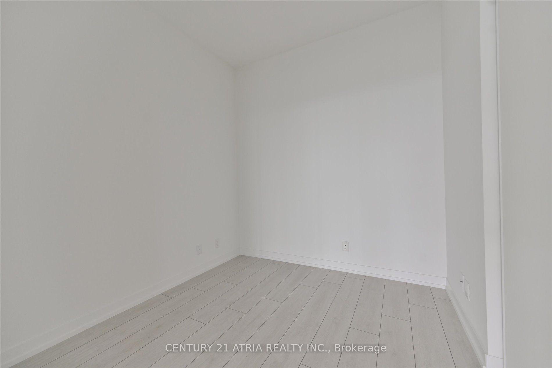 Photo 12 of Unit 4006, 5 Buttermill Avenue, Vaughan, Vaughan Corporate Centre — HOMEH