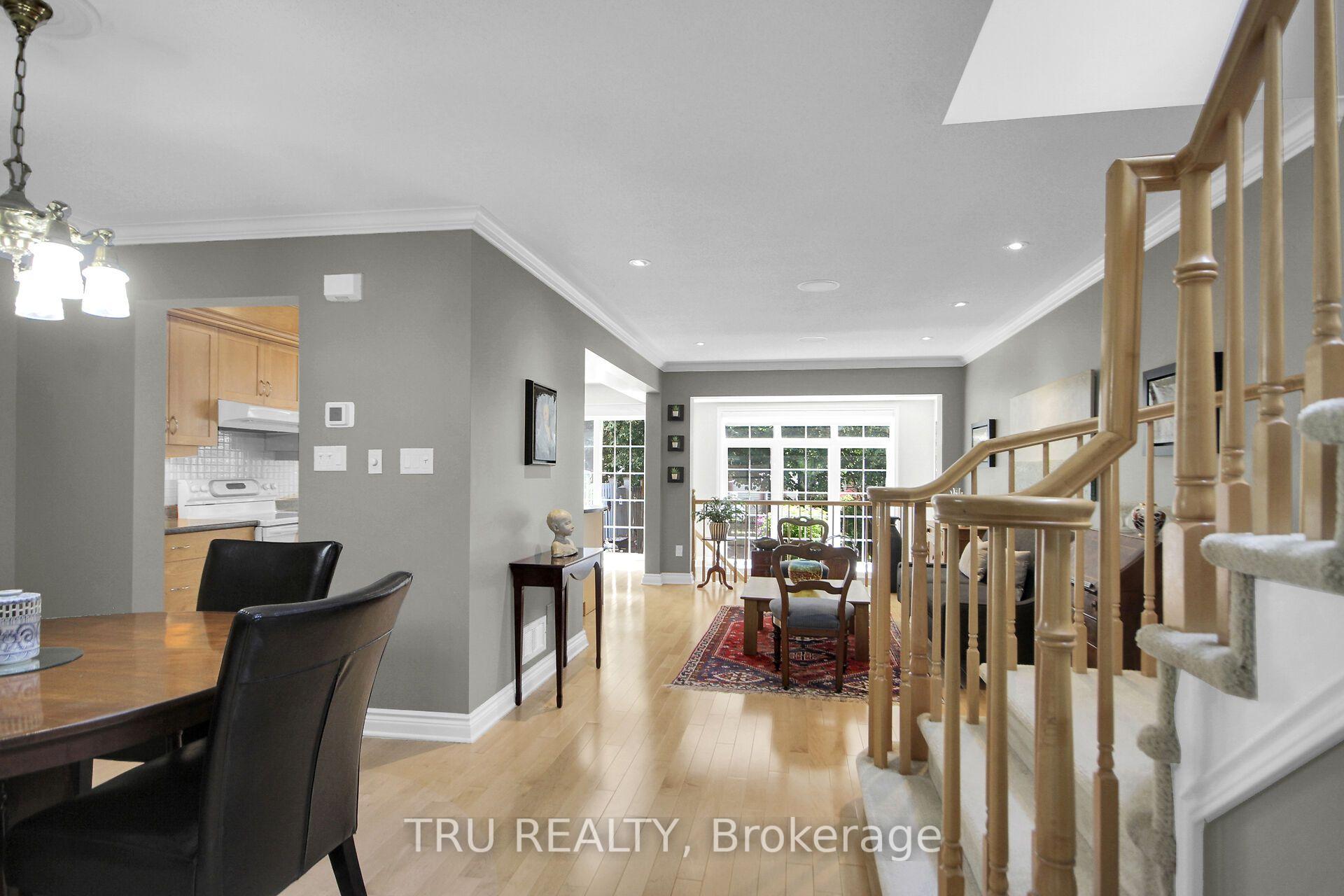 Photo 7 of 109 Braddock Private, Ottawa, Barrhaven - Stonebridge — HOMEH