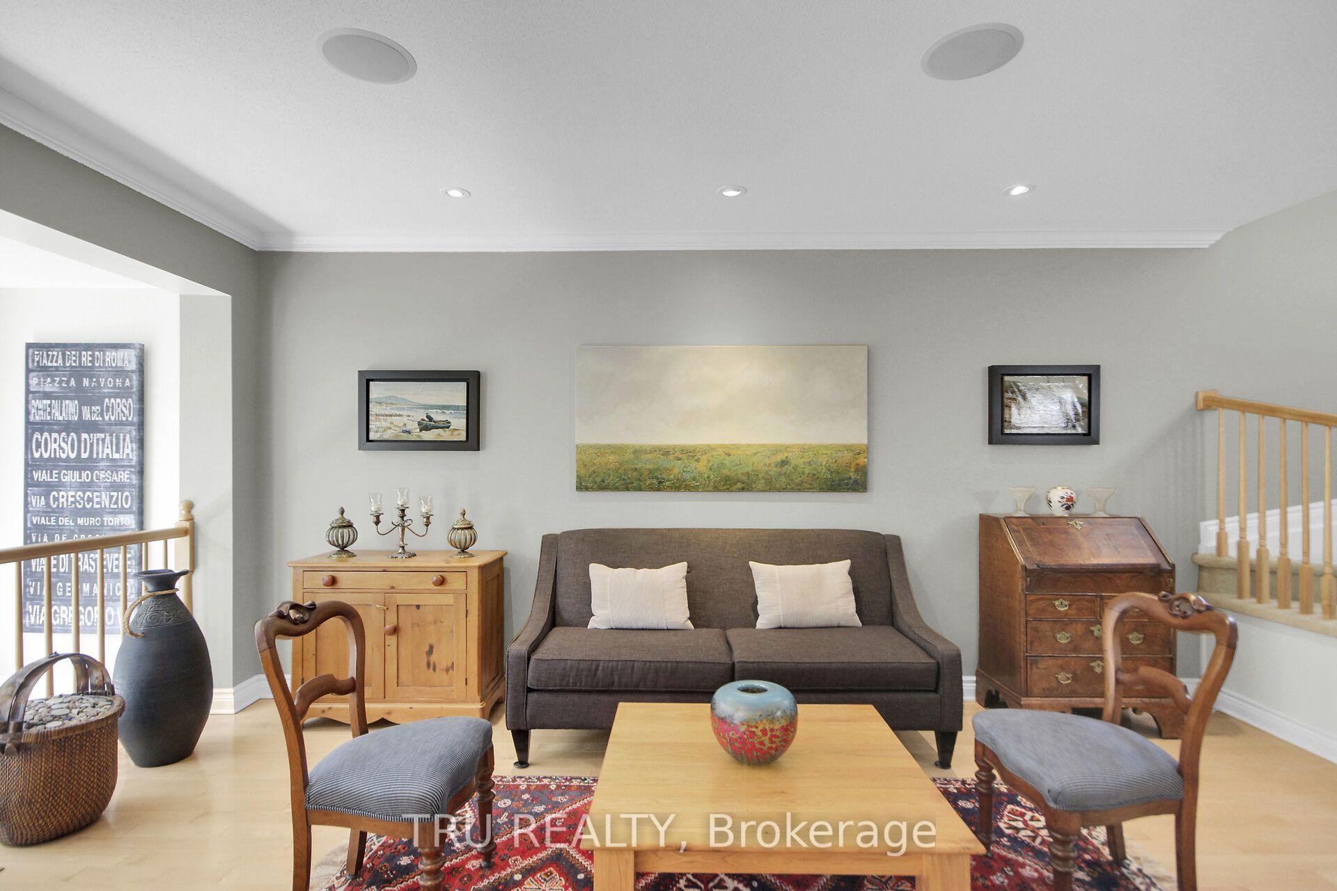 Photo 8 of 109 Braddock Private, Ottawa, Barrhaven - Stonebridge — HOMEH