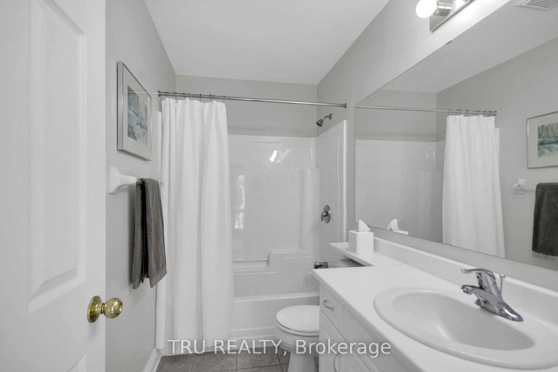 Photo 31 of 109 Braddock Private, Ottawa, Barrhaven - Stonebridge — HOMEH