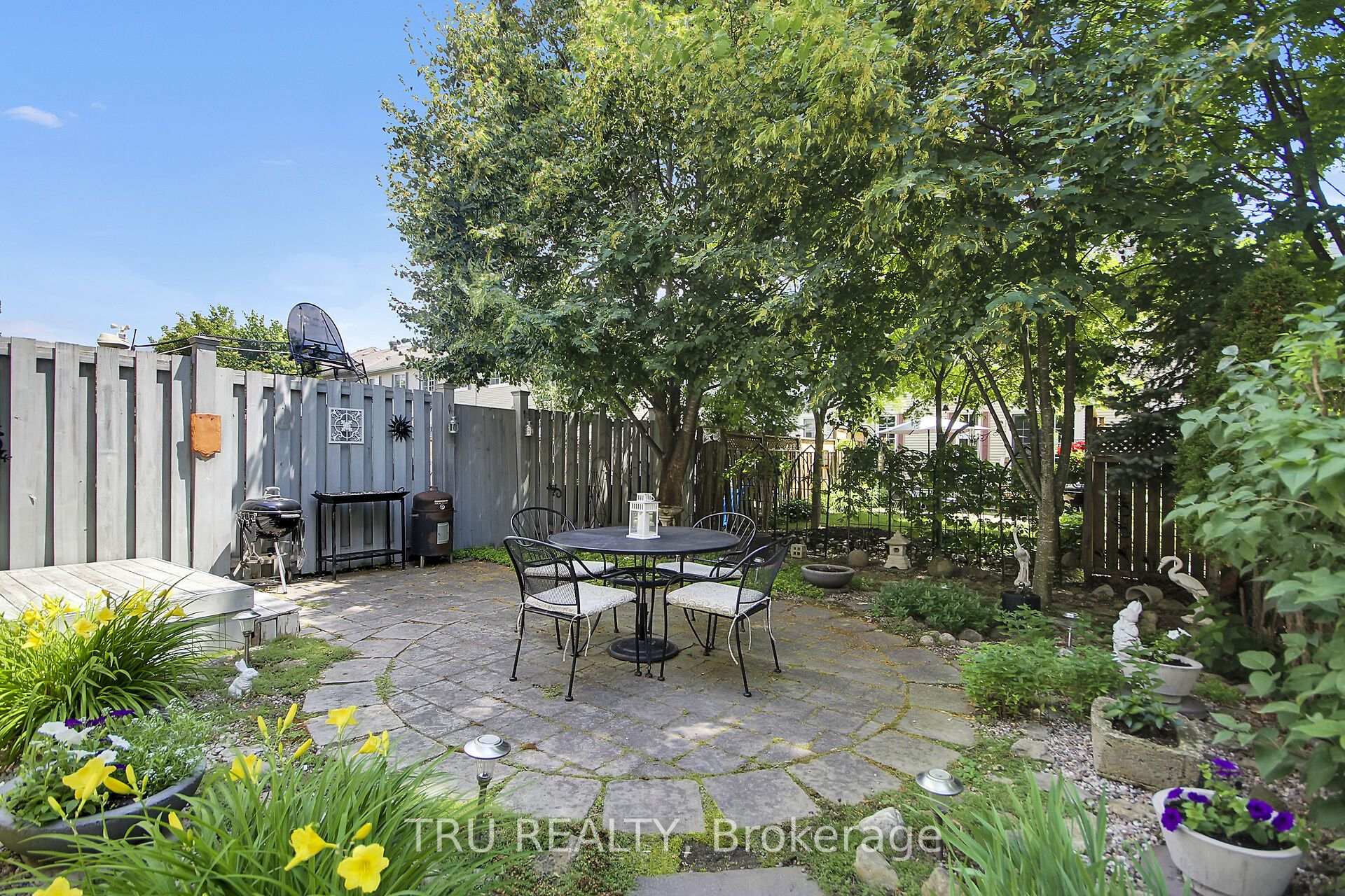 Photo 40 of 109 Braddock Private, Ottawa, Barrhaven - Stonebridge — HOMEH