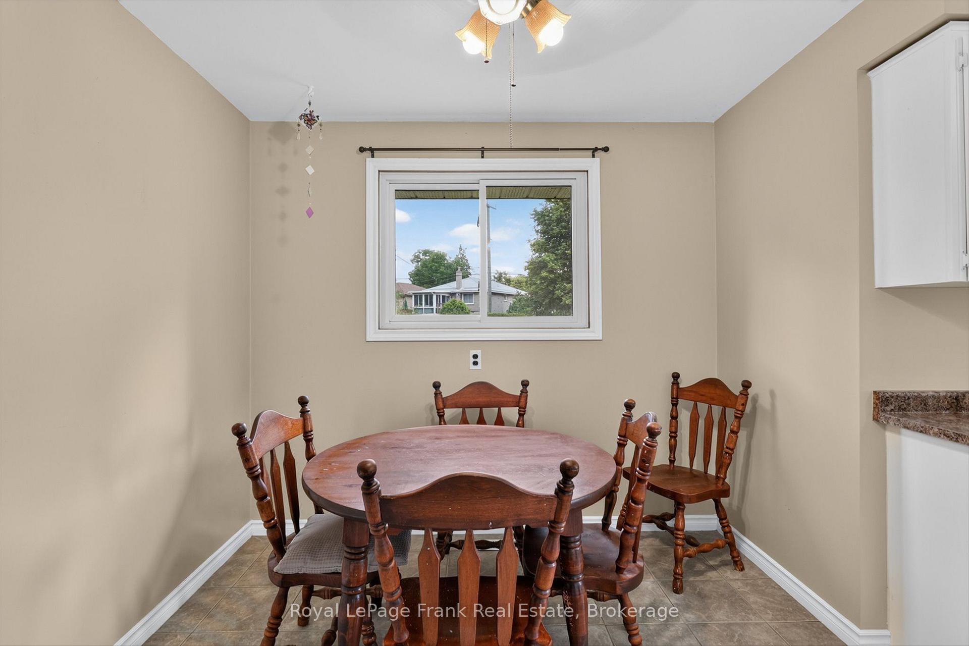 Photo 8 of 958 St Pauls Street, Peterborough, Northcrest Ward 5 — HOMEH