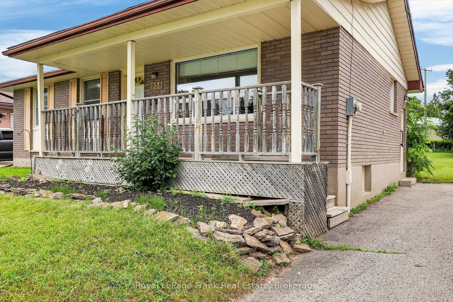 Photo 37 of 958 St Pauls Street, Peterborough, Northcrest Ward 5 — HOMEH